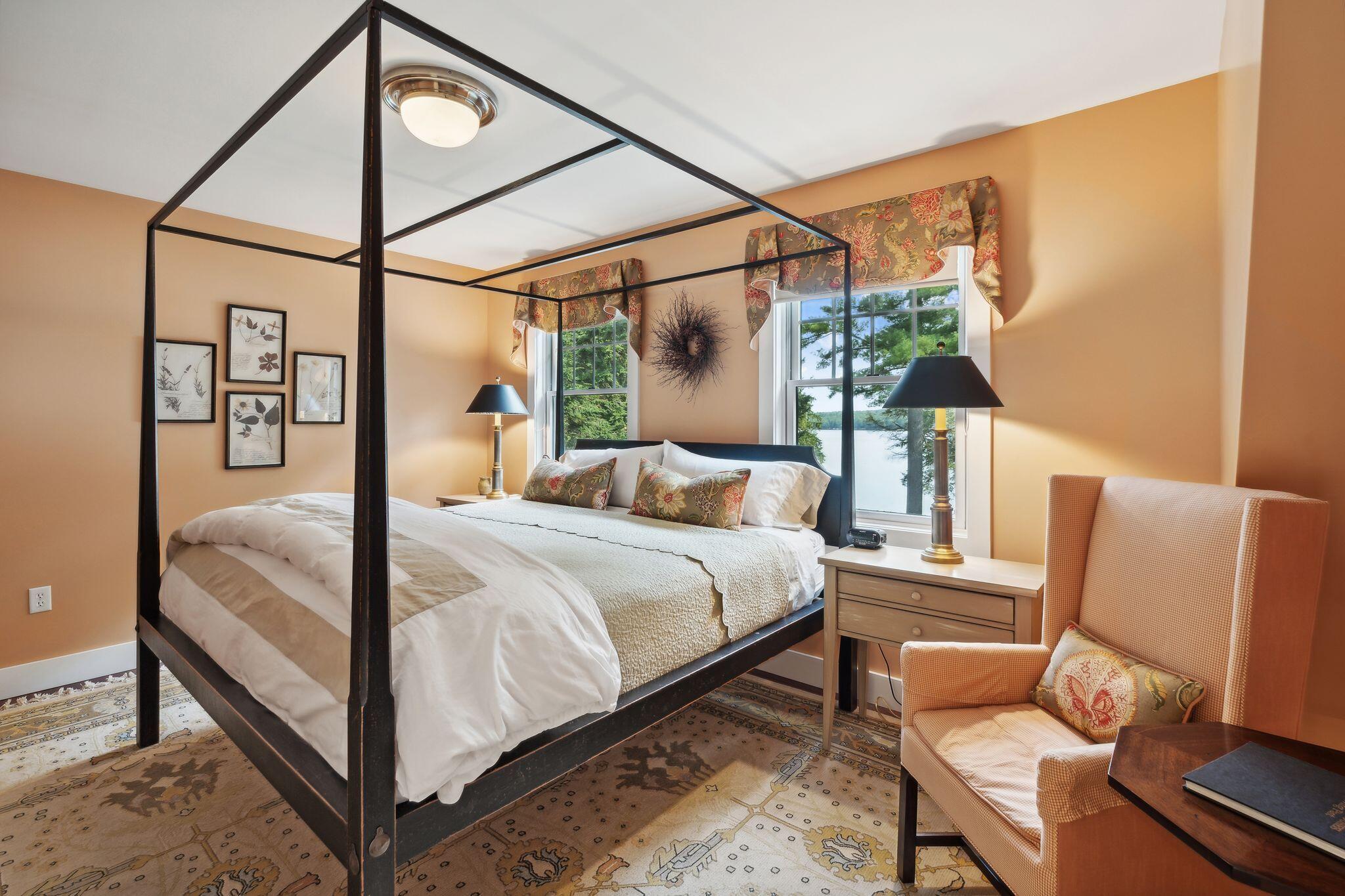 Naples, Maine, 04055, United States, 9 Bedrooms Bedrooms, ,8 BathroomsBathrooms,Residential,Active,1905064