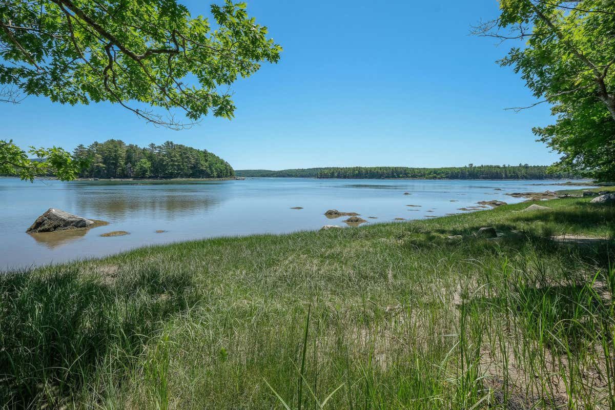 42 DWELLY POINT RD, FRANKLIN, ME 04634, photo 1 of 24