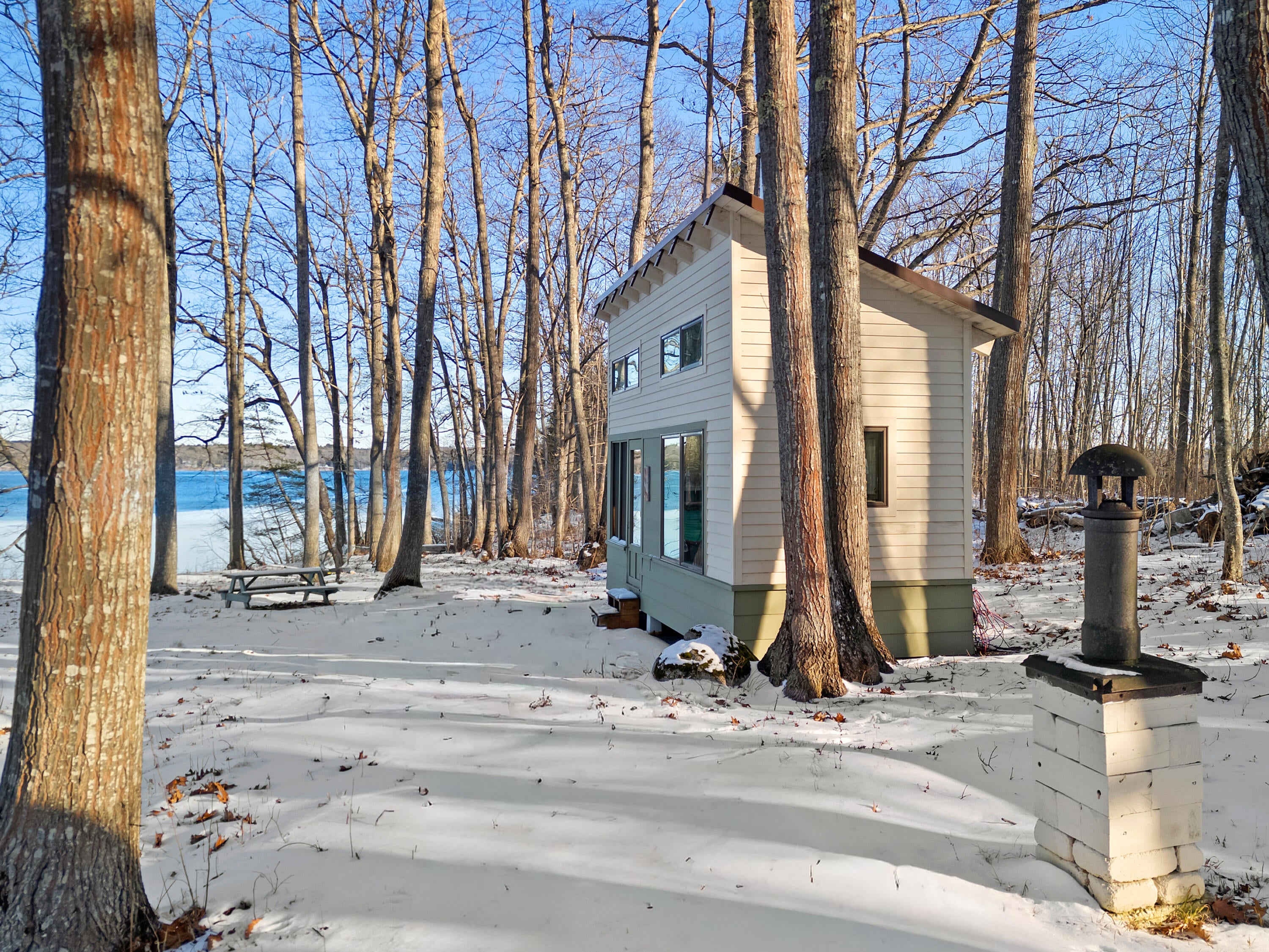 Waldoboro, Maine, 04572, United States, 4 Bedrooms Bedrooms, ,3 BathroomsBathrooms,Residential,Active,2007941