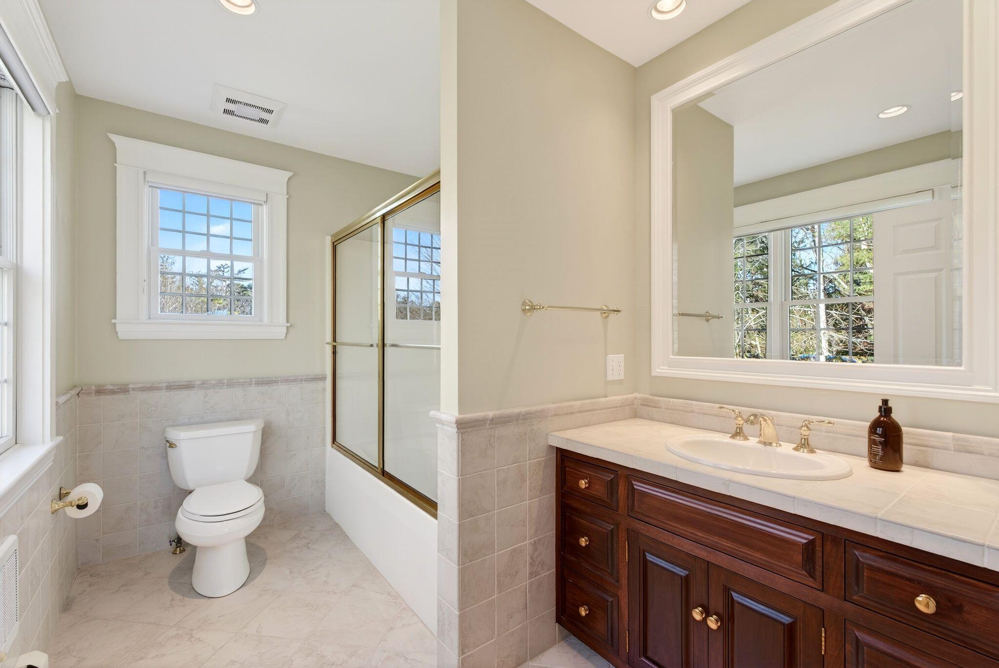 Falmouth, Maine, 04105, United States, 5 Bedrooms Bedrooms, ,7 BathroomsBathrooms,Residential,Active,2013455