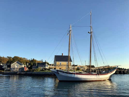 27 CLAMSHELL ALY, VINALHAVEN, ME 04863 - Image 1