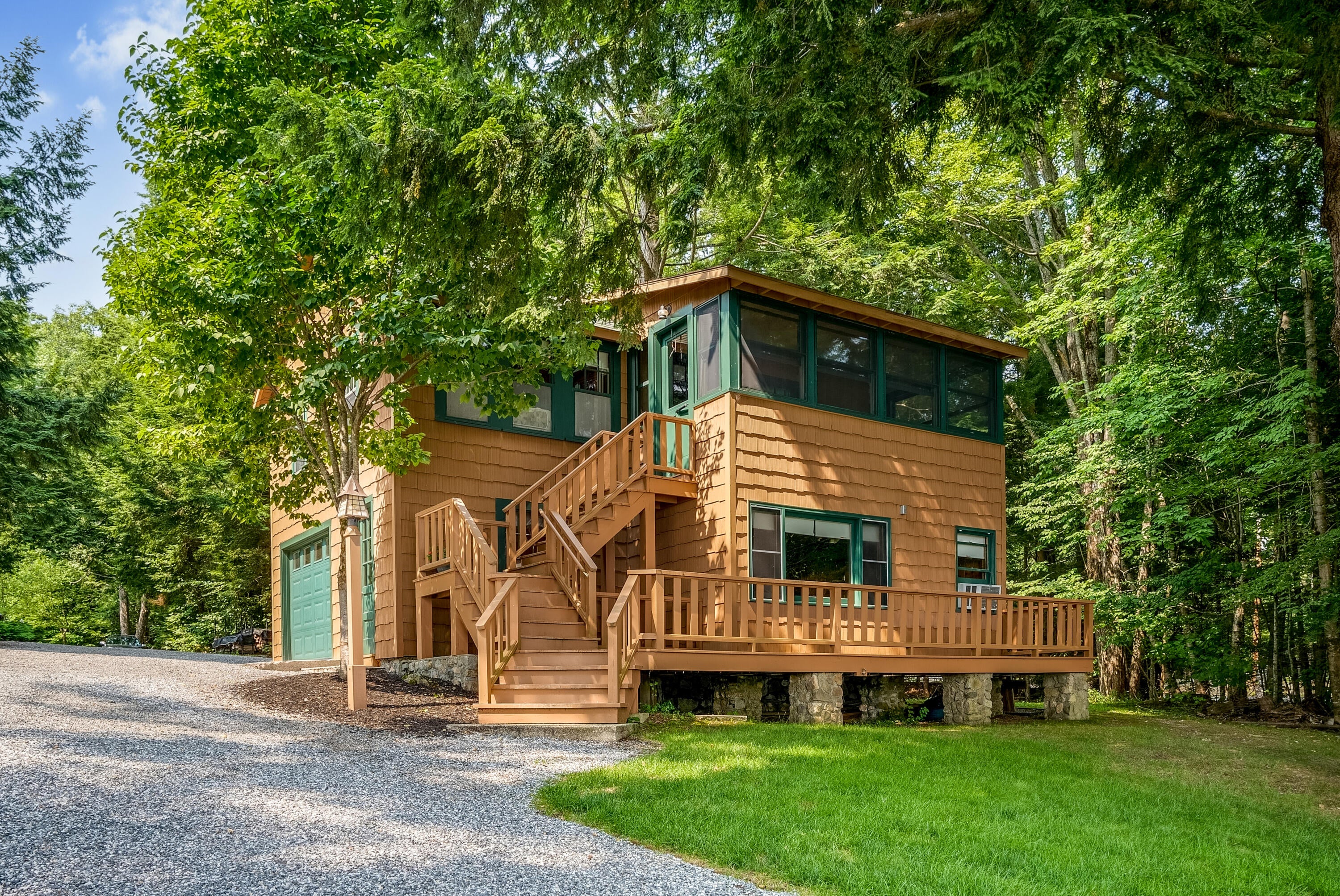 Naples, Maine, 04055, United States, 9 Bedrooms Bedrooms, ,8 BathroomsBathrooms,Residential,Active,1905064