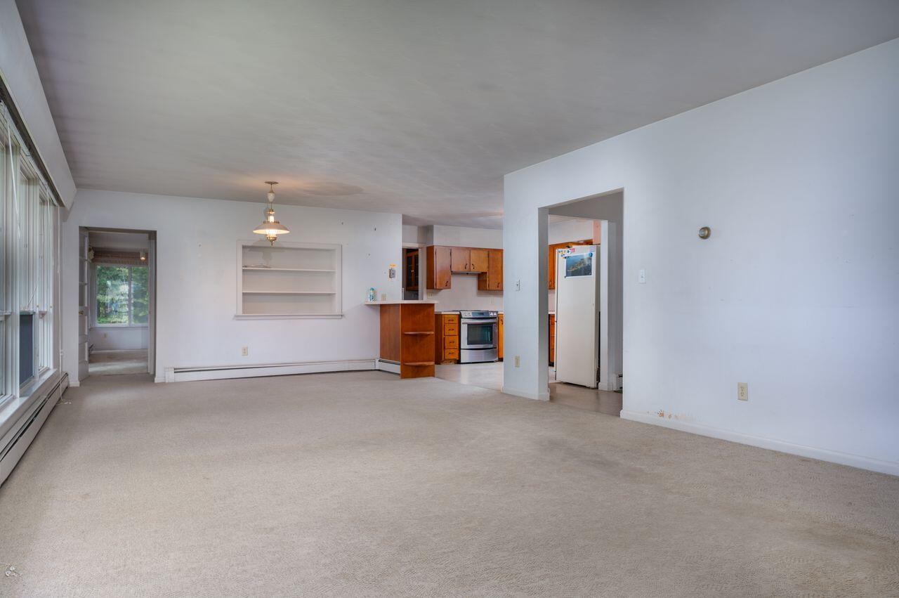 Brunswick, Maine, 04011, United States, 4 Bedrooms Bedrooms, ,3 BathroomsBathrooms,Residential,Active,1900497