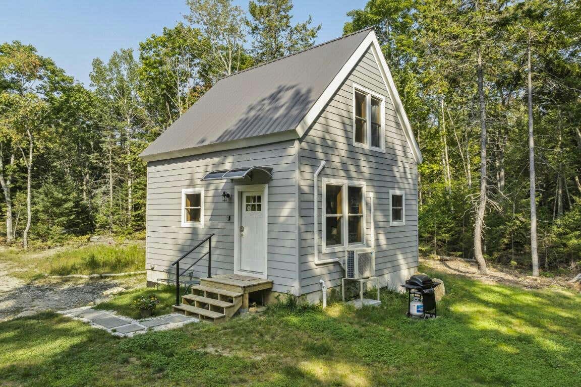 52 OLD STONEWALL RD, BOOTHBAY HARBOR, ME 04538, photo 1 of 44