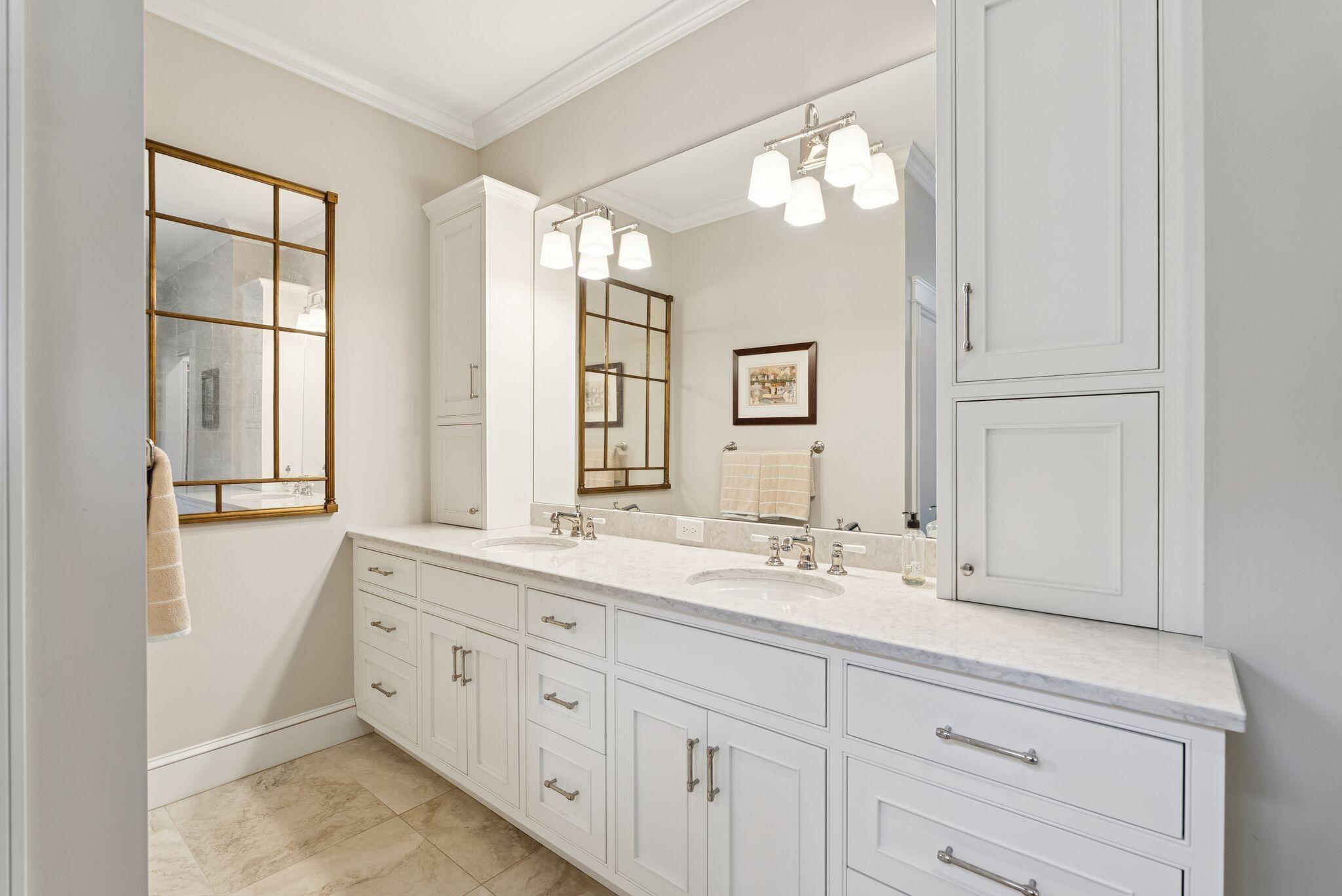 Falmouth, Maine, 04105, United States, 5 Bedrooms Bedrooms, ,6 BathroomsBathrooms,Residential,Active,1952276