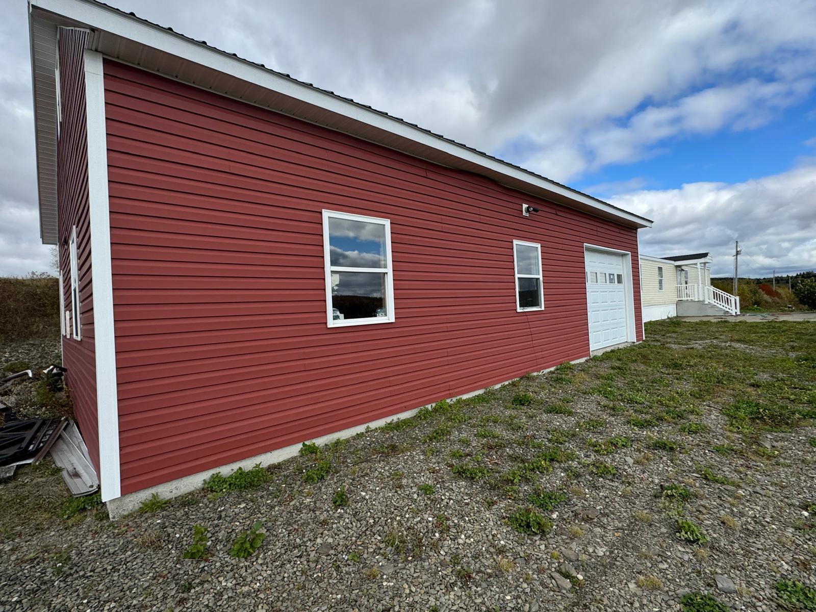 New Canada, Maine, 04743, United States, 6 Bedrooms Bedrooms, ,2 BathroomsBathrooms,Residential,Active,1702003