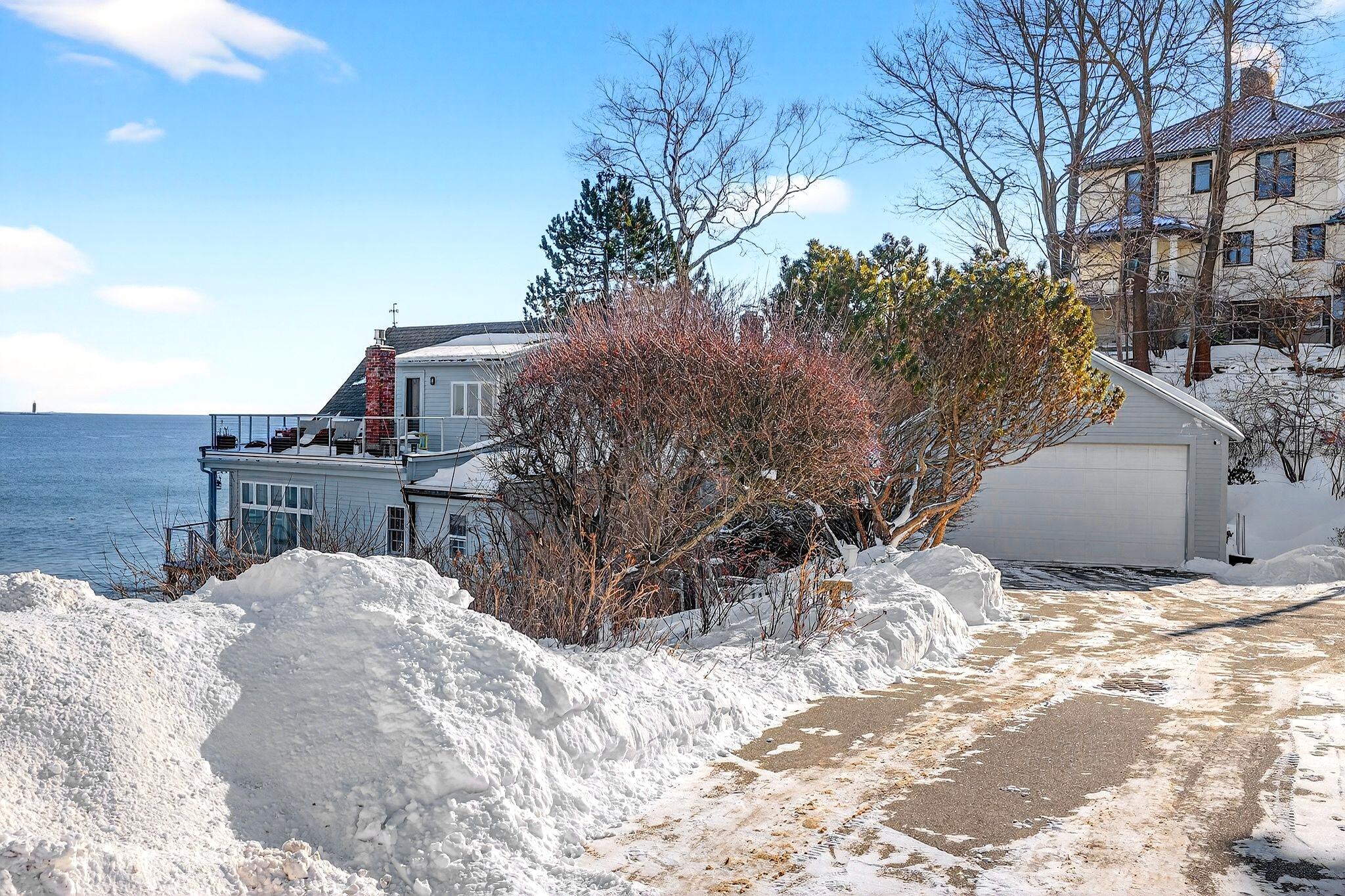 South Portland, Maine, 04106, United States, 2 Bedrooms Bedrooms, ,2 BathroomsBathrooms,Residential,Active,2013638