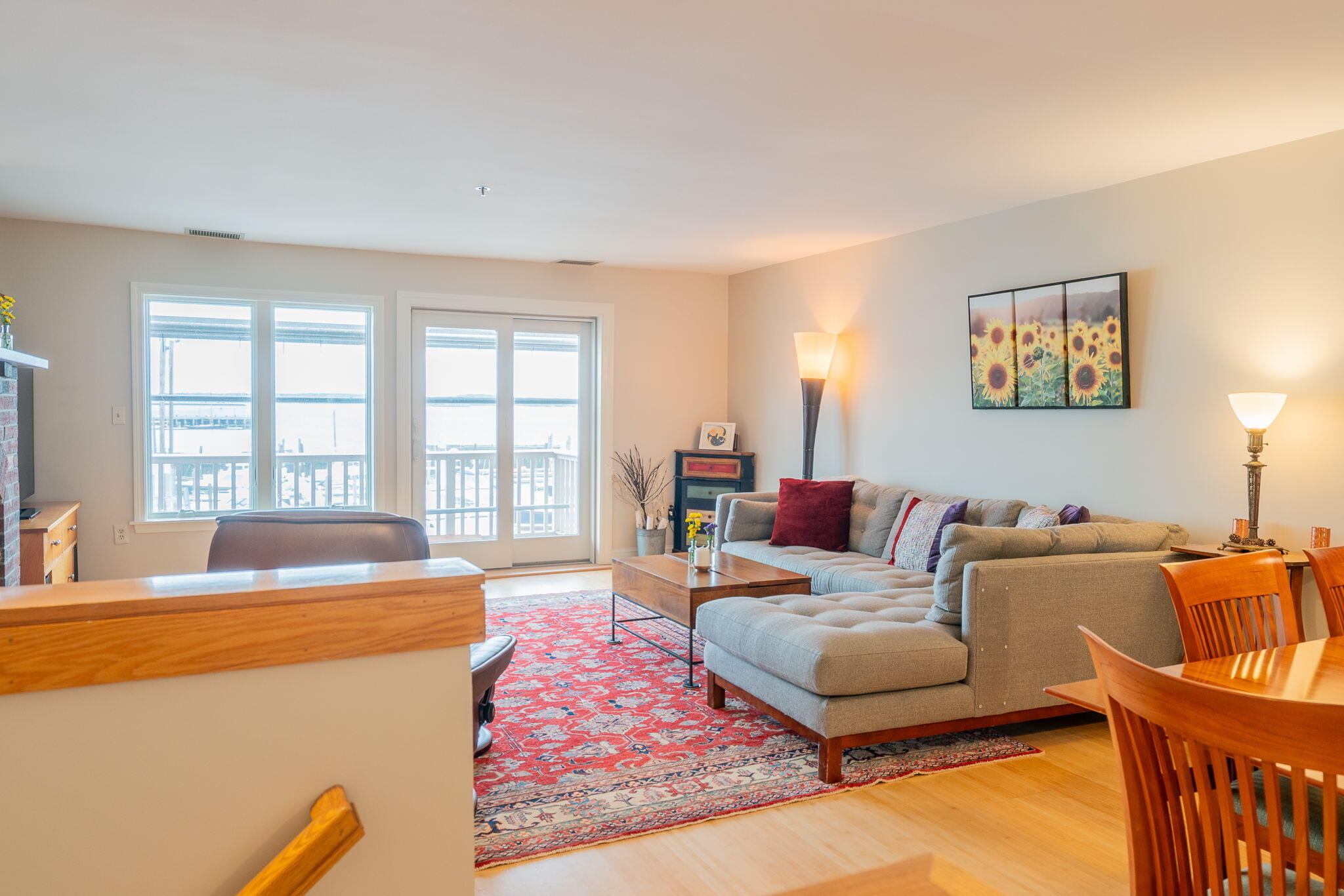Portland, Maine, 04101, United States, 2 Bedrooms Bedrooms, ,3 BathroomsBathrooms,Residential,Active,1823987