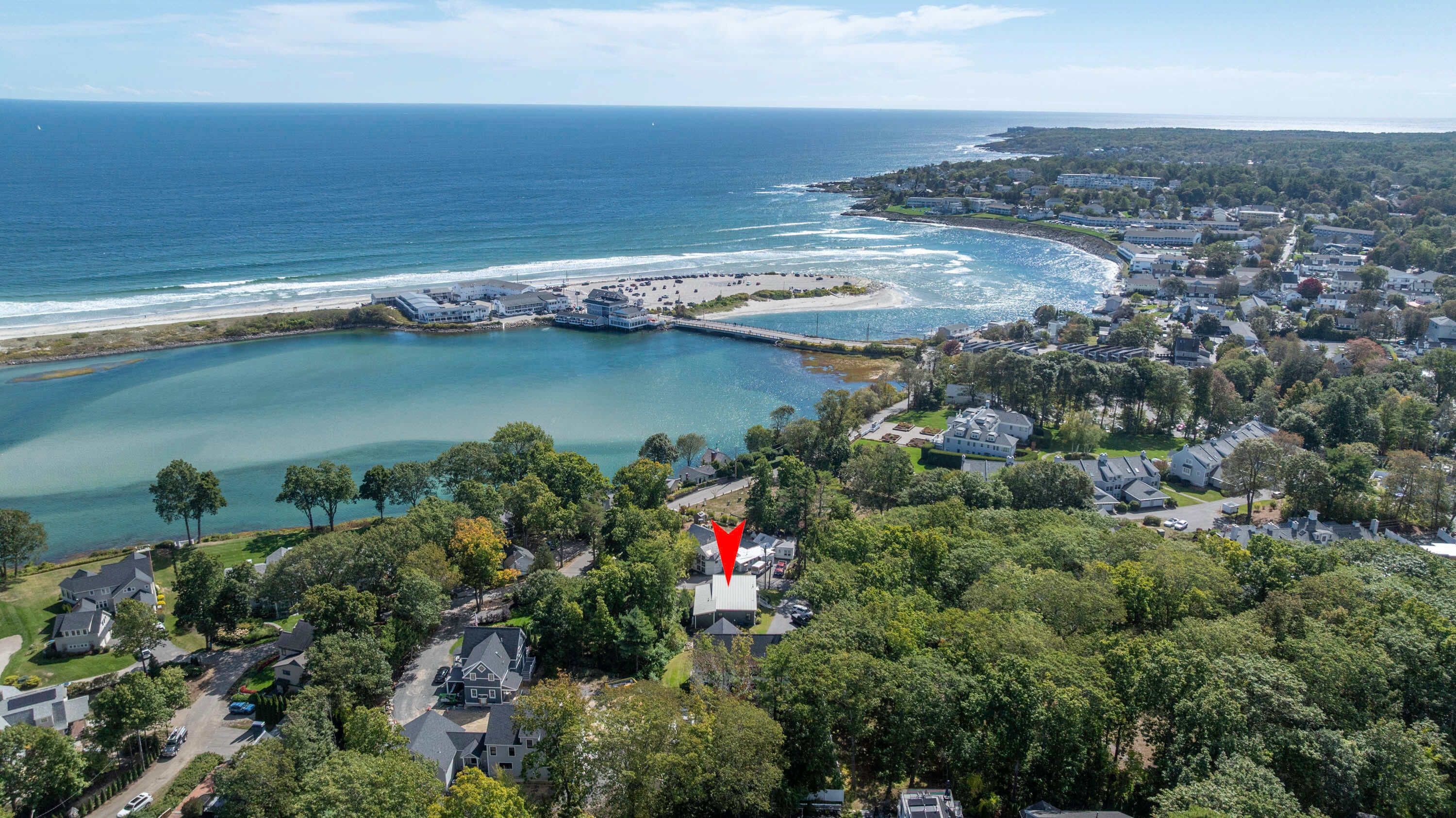 Ogunquit, Maine, 03907, United States, 3 Bedrooms Bedrooms, ,2 BathroomsBathrooms,Residential,Active,1951829