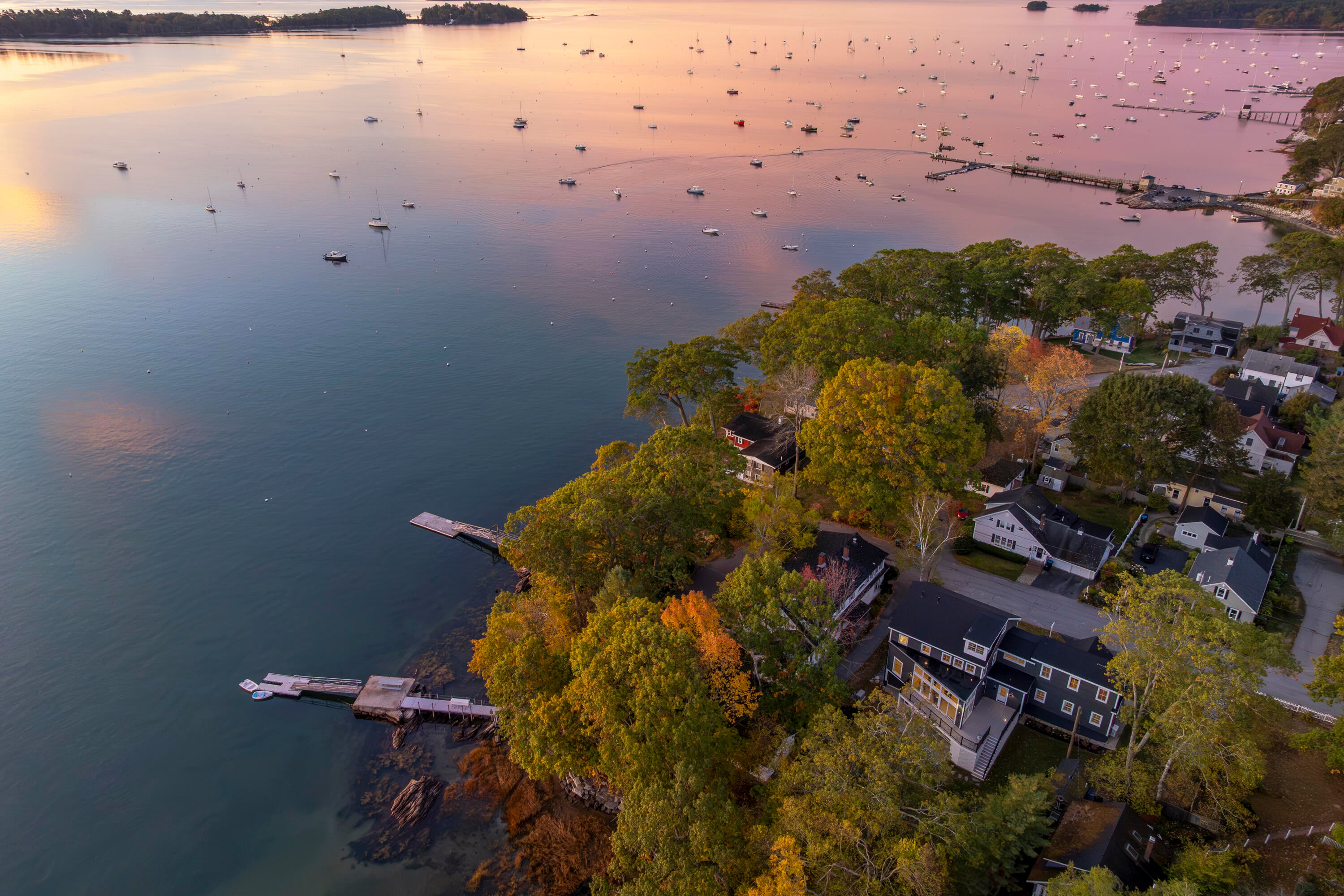 Falmouth, Maine, 04105, United States, 5 Bedrooms Bedrooms, ,6 BathroomsBathrooms,Residential,Active,2028555