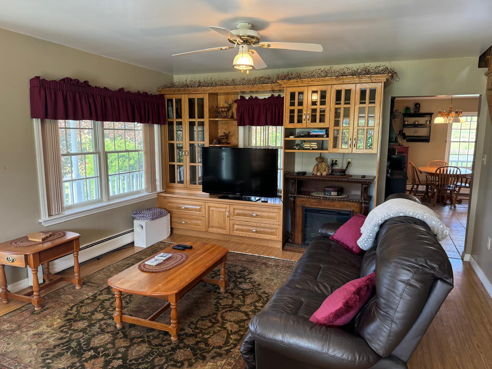 New Canada, Maine, 04743, United States, 6 Bedrooms Bedrooms, ,2 BathroomsBathrooms,Residential,Active,1702003