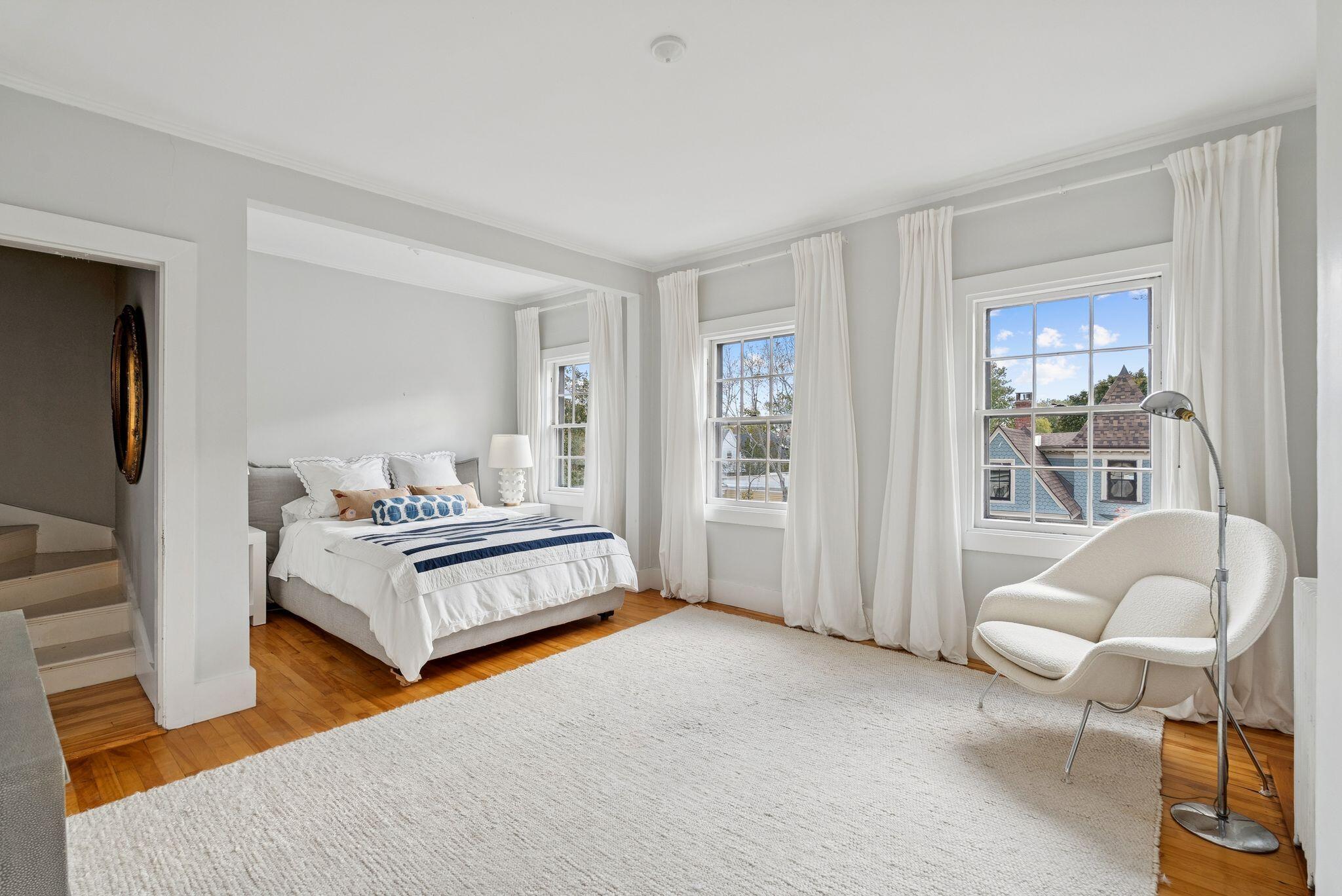 Portland, Maine, 04102, United States, 4 Bedrooms Bedrooms, ,3 BathroomsBathrooms,Residential,Active,1965802