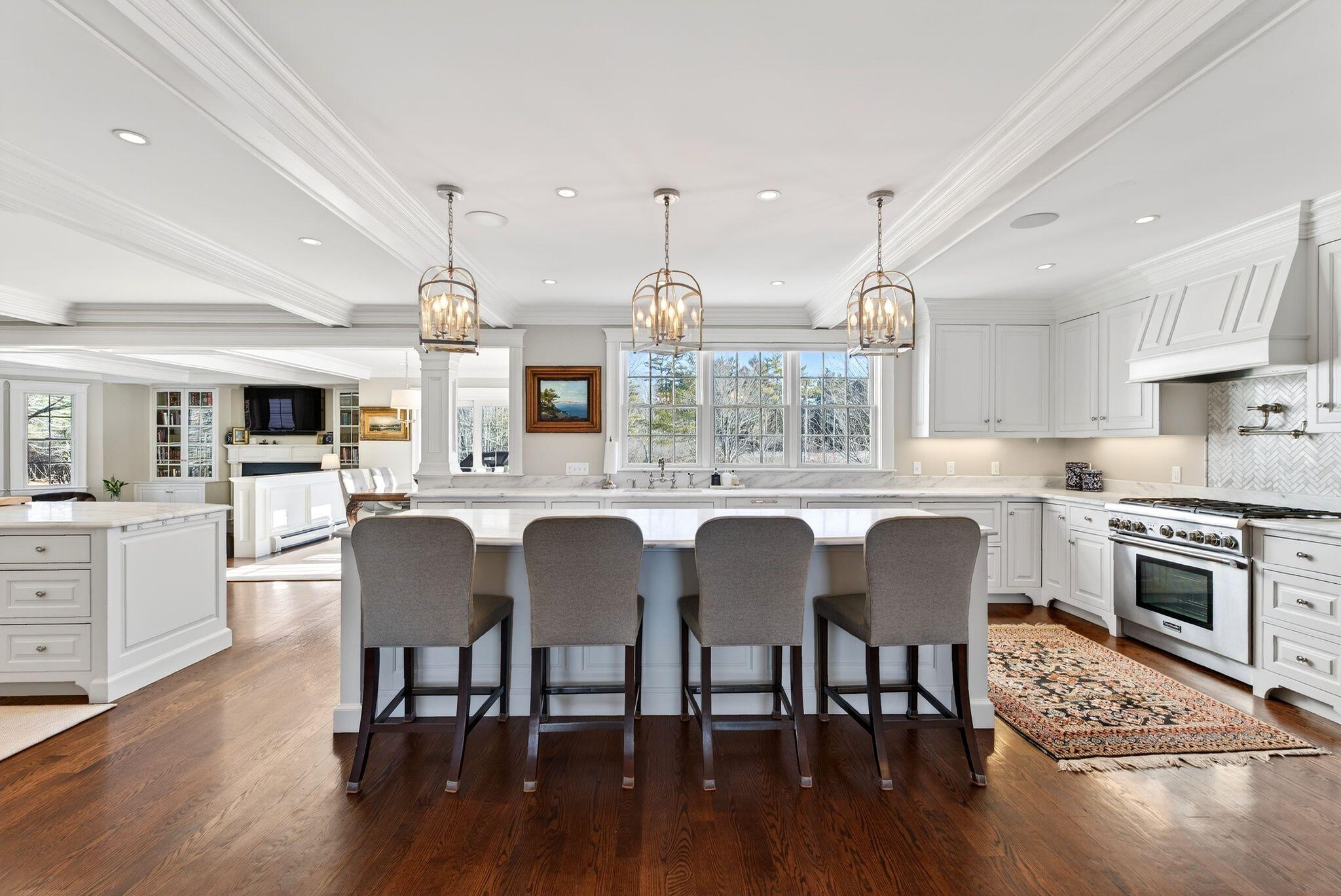 Falmouth, Maine, 04105, United States, 5 Bedrooms Bedrooms, ,7 BathroomsBathrooms,Residential,Active,2013455