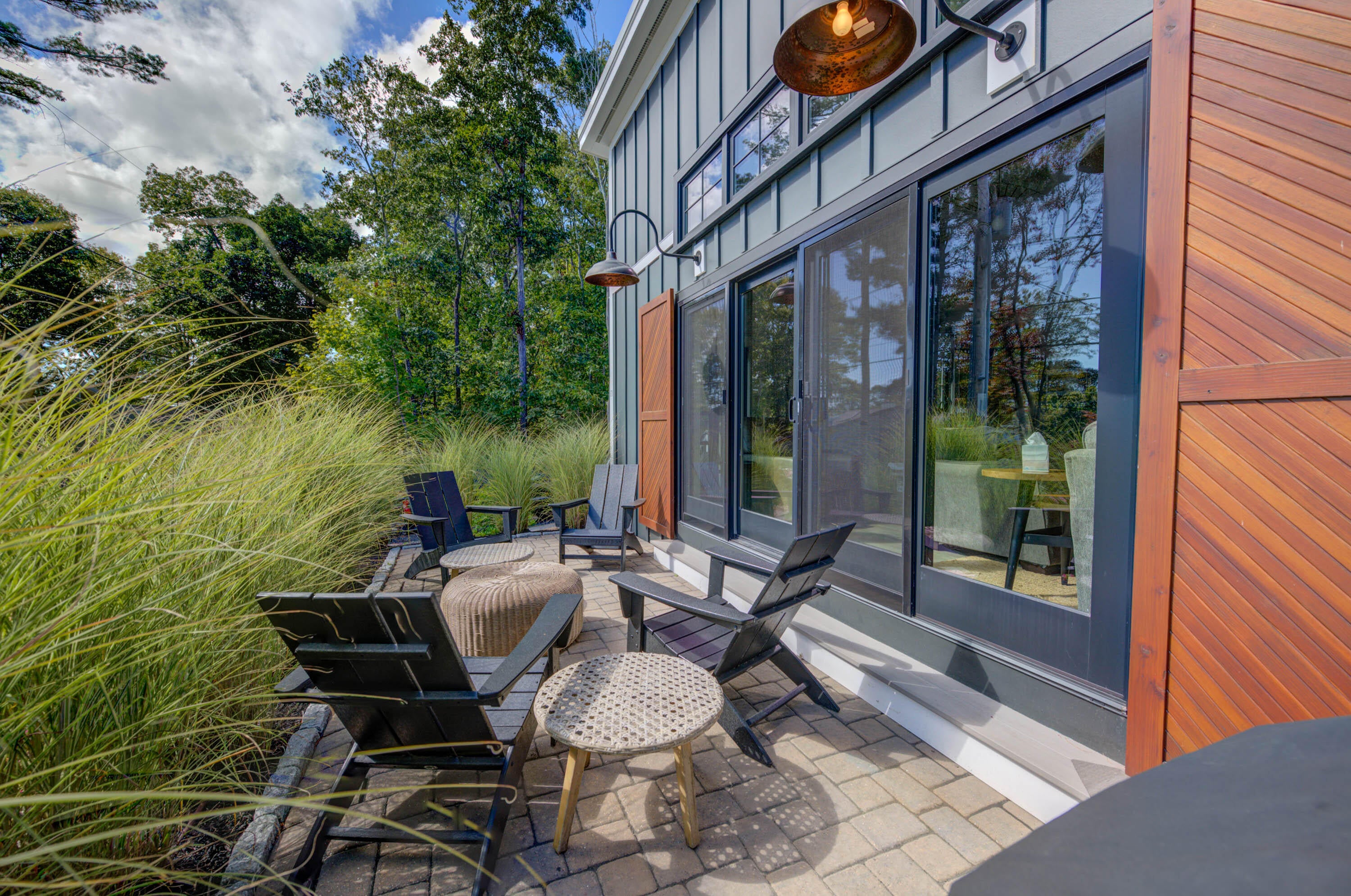 Ogunquit, Maine, 03907, United States, 3 Bedrooms Bedrooms, ,2 BathroomsBathrooms,Residential,Active,1951829