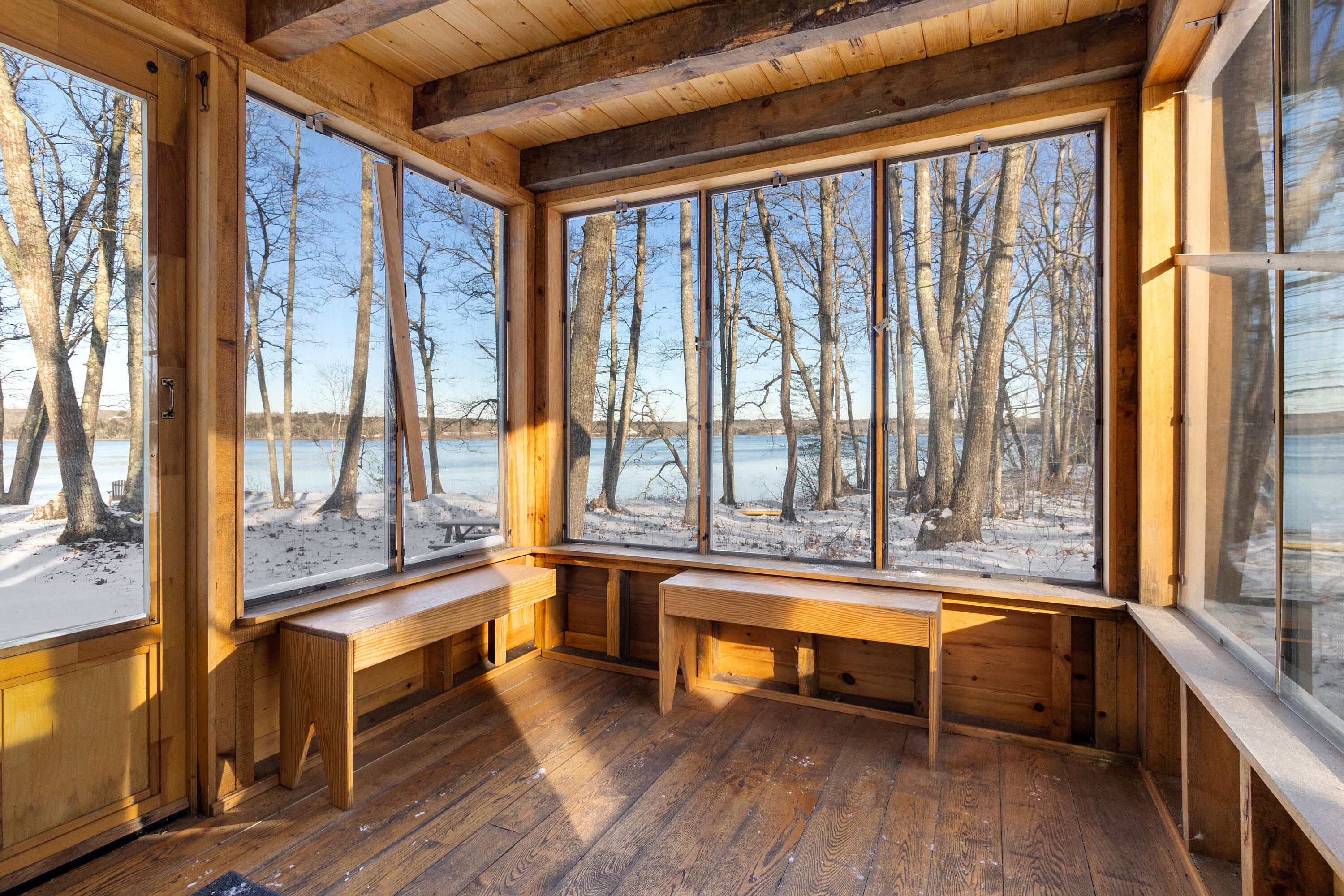 Waldoboro, Maine, 04572, United States, 4 Bedrooms Bedrooms, ,3 BathroomsBathrooms,Residential,Active,2007941