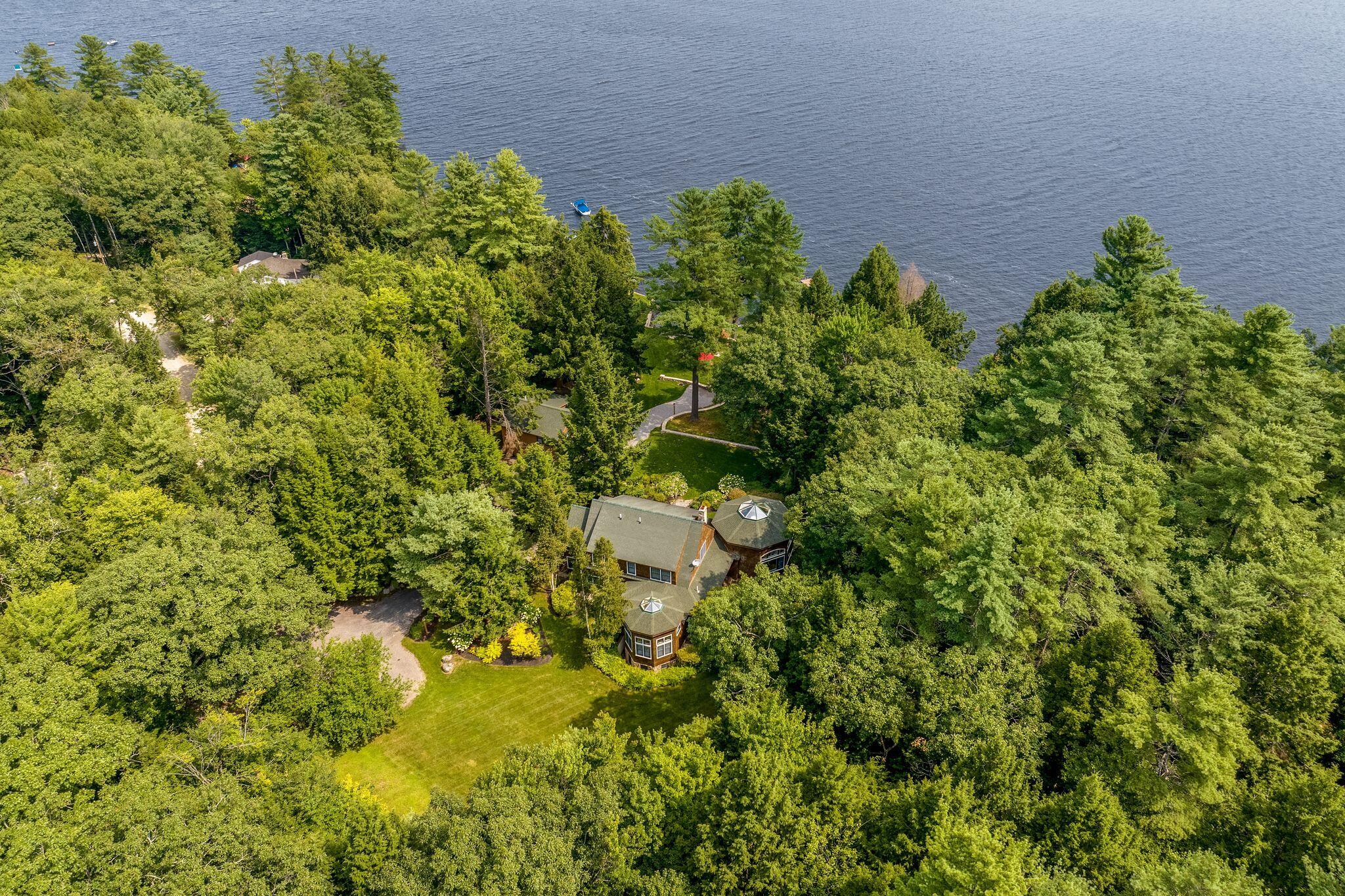 Naples, Maine, 04055, United States, 9 Bedrooms Bedrooms, ,8 BathroomsBathrooms,Residential,Active,1905064