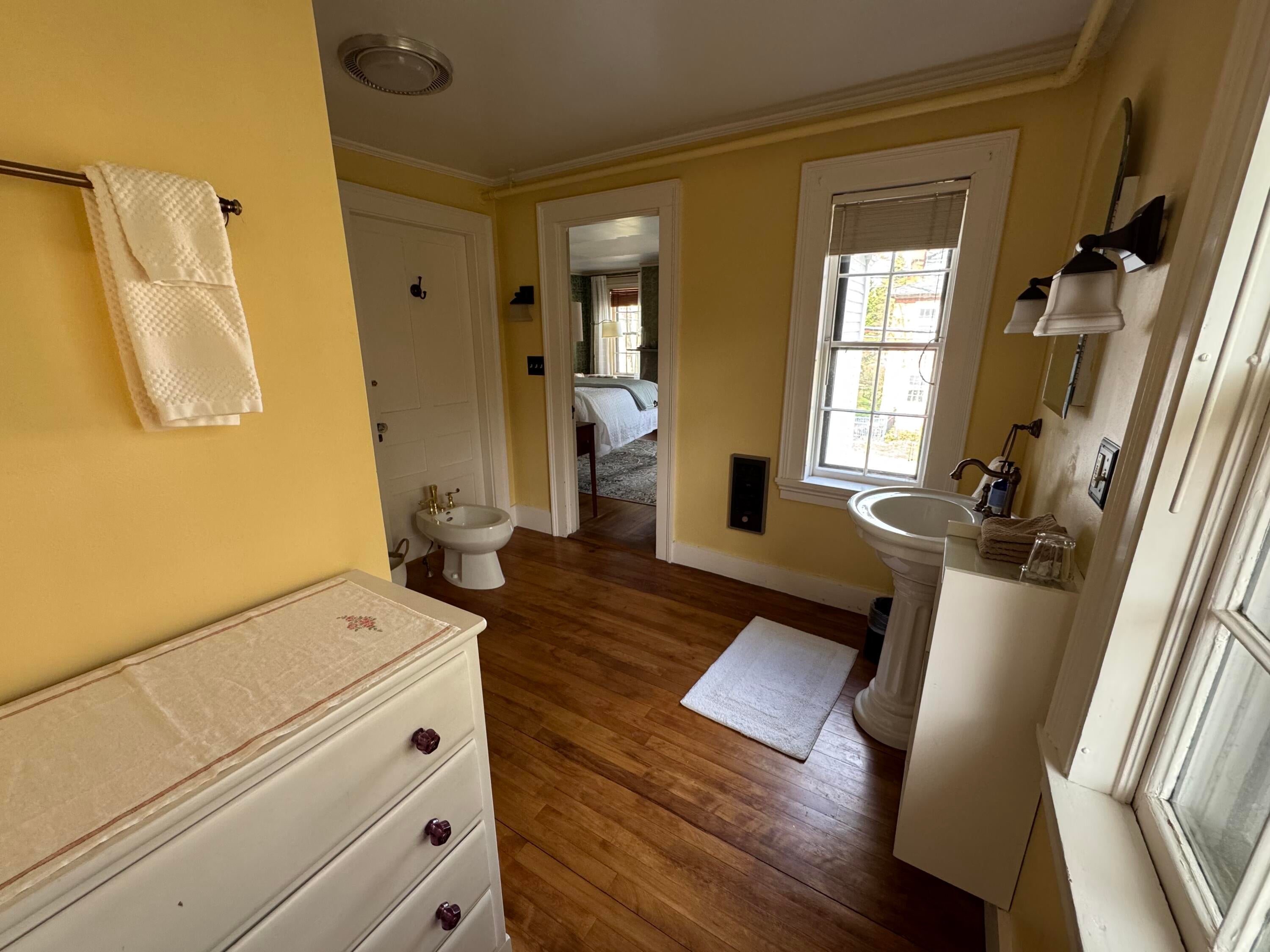 Bath, Maine, 04530, United States, 9 Bedrooms Bedrooms, ,9 BathroomsBathrooms,Residential,Active,1986901