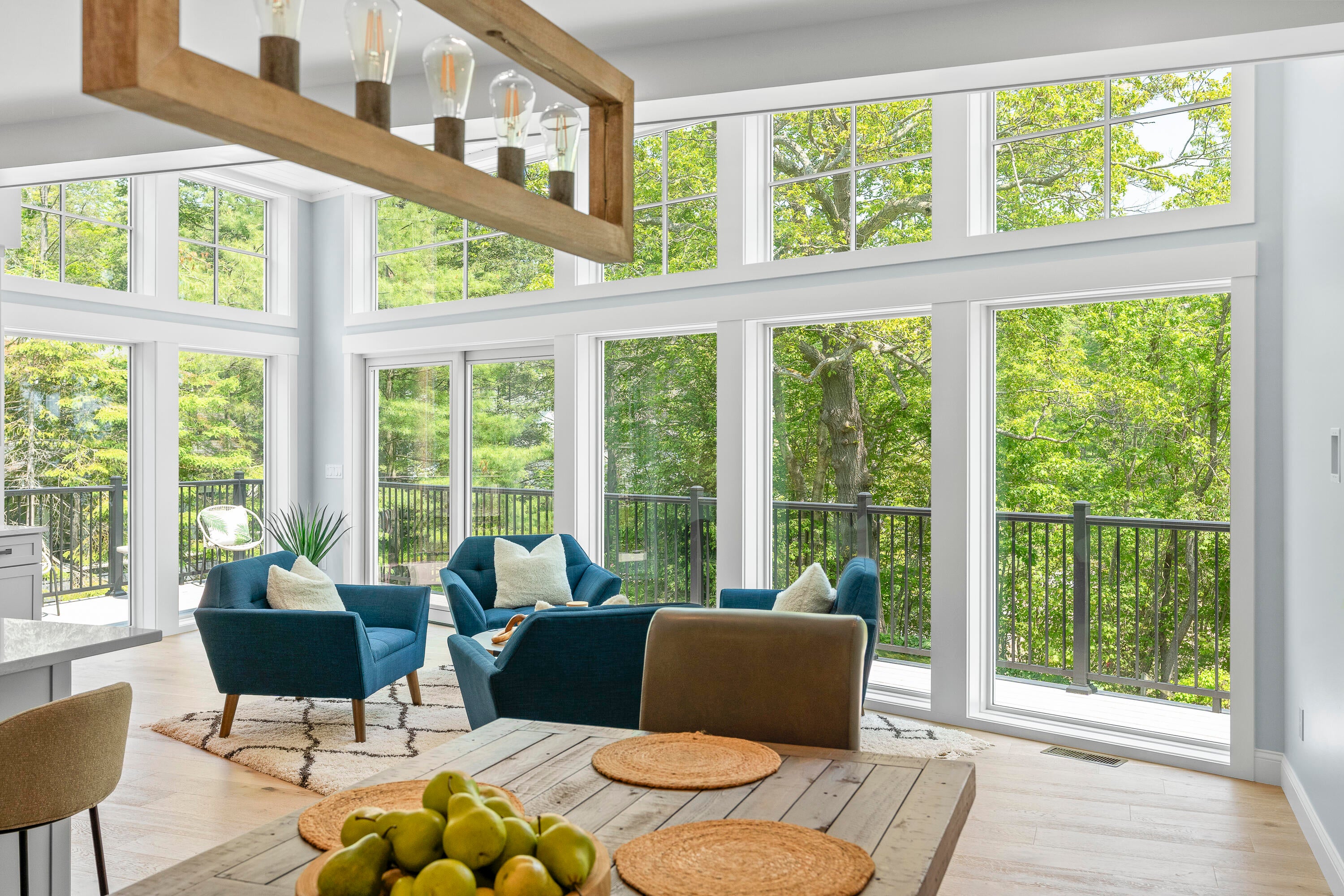 Falmouth, Maine, 04105, United States, 5 Bedrooms Bedrooms, ,6 BathroomsBathrooms,Residential,Active,1853629