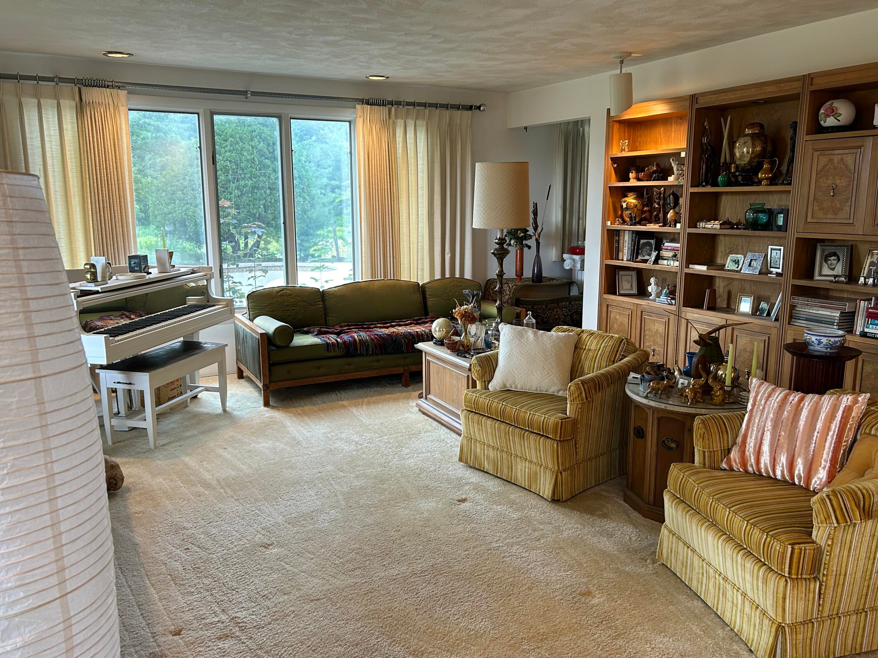 Topsham, Maine, 04086, United States, 3 Bedrooms Bedrooms, ,3 BathroomsBathrooms,Residential,Active,1919408