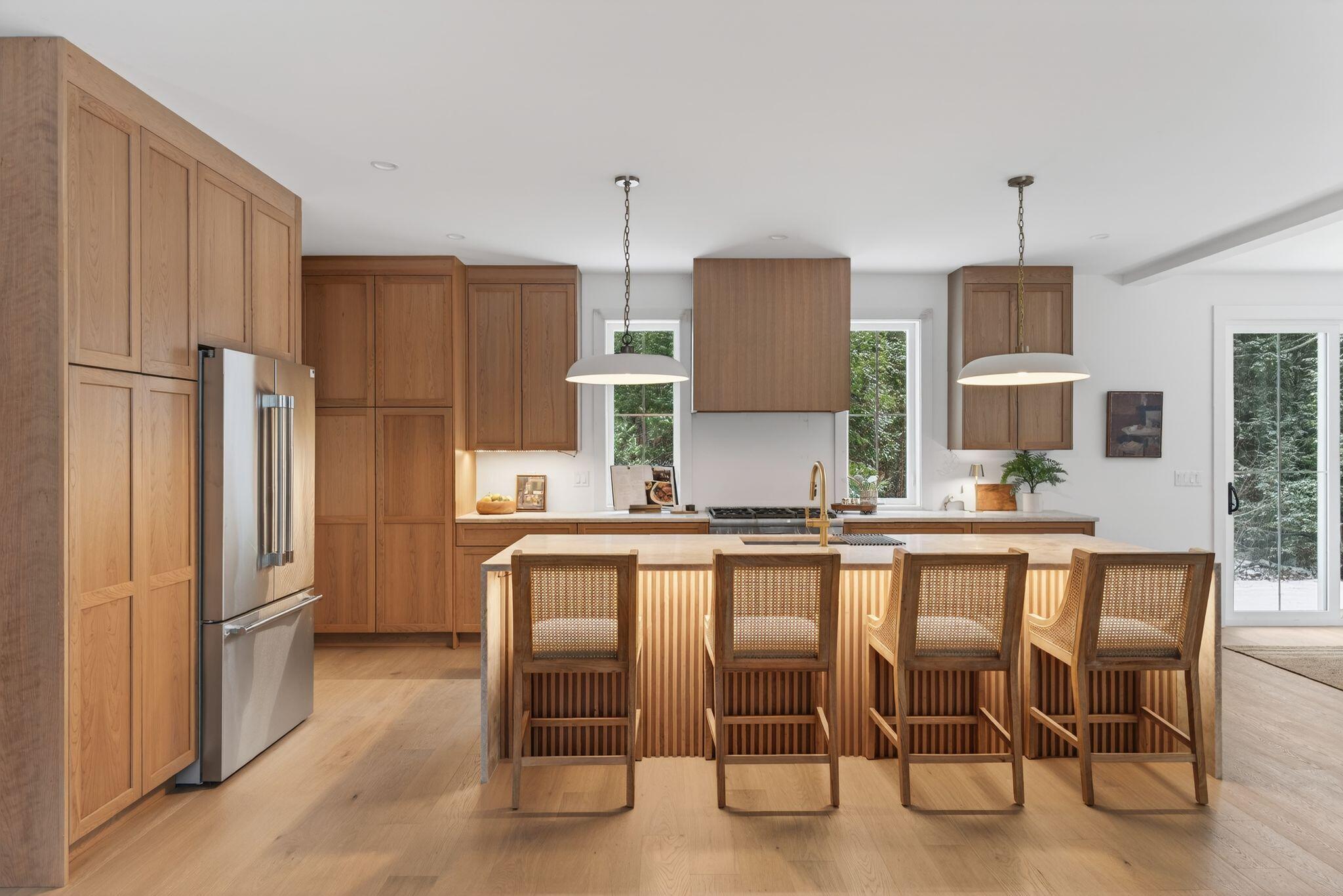 Falmouth, Maine, 04105, United States, 4 Bedrooms Bedrooms, ,4 BathroomsBathrooms,Residential,Active,2001079