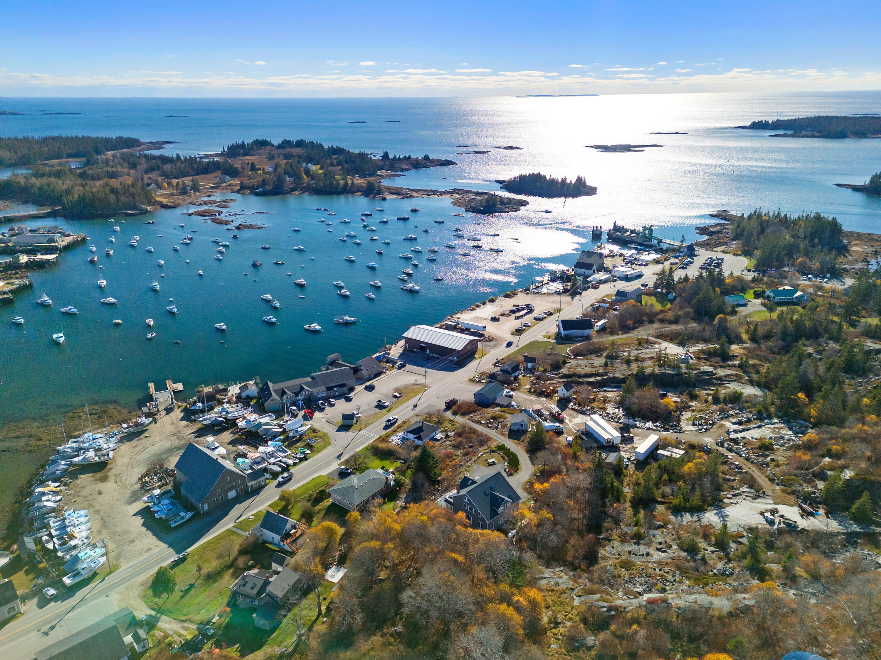 Vinalhaven, Maine, 04863, United States, 4 Bedrooms Bedrooms, ,4 BathroomsBathrooms,Residential,Active,1997886