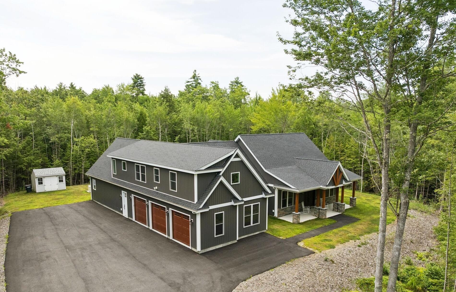 Buxton, Maine, 04093, United States, 4 Bedrooms Bedrooms, ,4 BathroomsBathrooms,Residential,Active,1909608