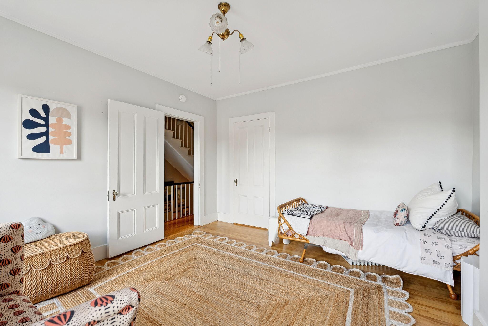 Portland, Maine, 04102, United States, 4 Bedrooms Bedrooms, ,3 BathroomsBathrooms,Residential,Active,1965802