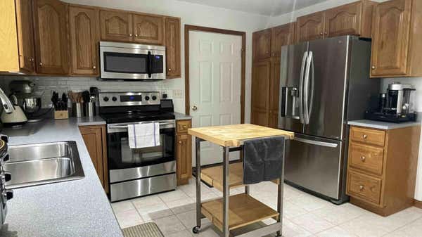 30 TOURMALINE LN # 15, AUBURN, ME 04210, photo 3 of 57