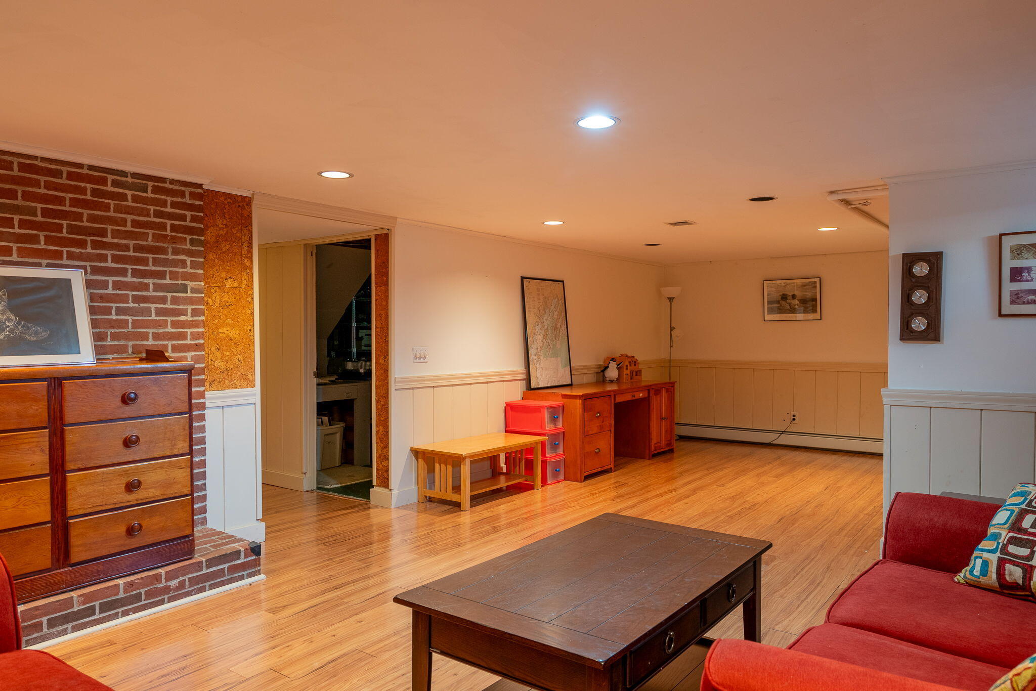 Cumberland, Maine, 04110, United States, 5 Bedrooms Bedrooms, ,3 BathroomsBathrooms,Residential,Active,1989779