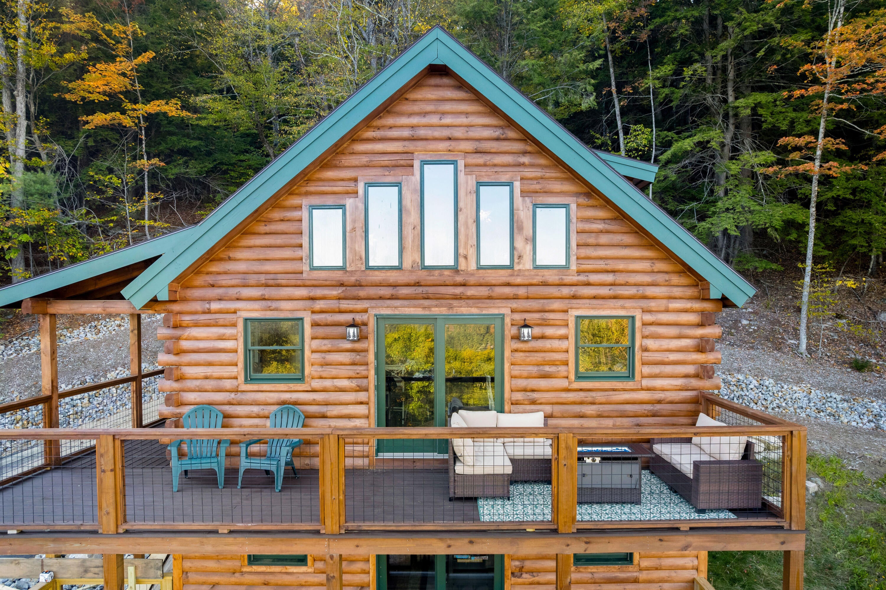 Bridgton, Maine, 04009, United States, 4 Bedrooms Bedrooms, ,2 BathroomsBathrooms,Residential,Active,1962244