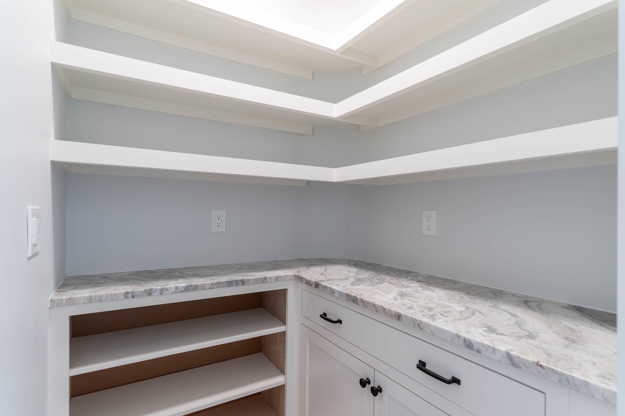 Kennebunkport, Maine, 04046, United States, 5 Bedrooms Bedrooms, ,7 BathroomsBathrooms,Residential,Active,1971002