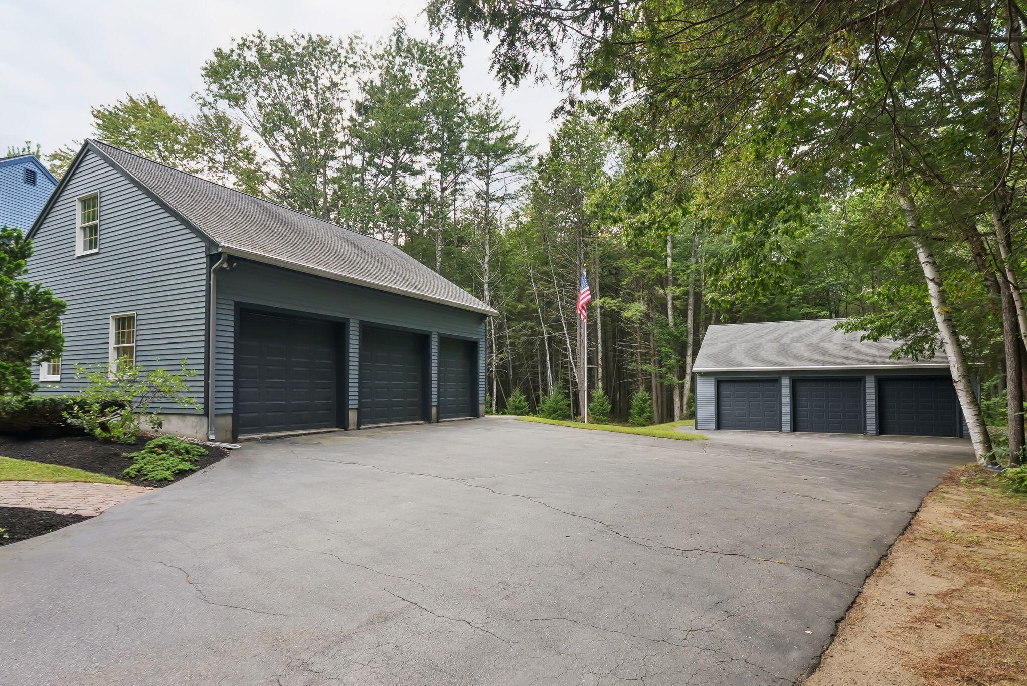Cumberland, Maine, 04110, United States, 4 Bedrooms Bedrooms, ,4 BathroomsBathrooms,Residential,Active,1945069