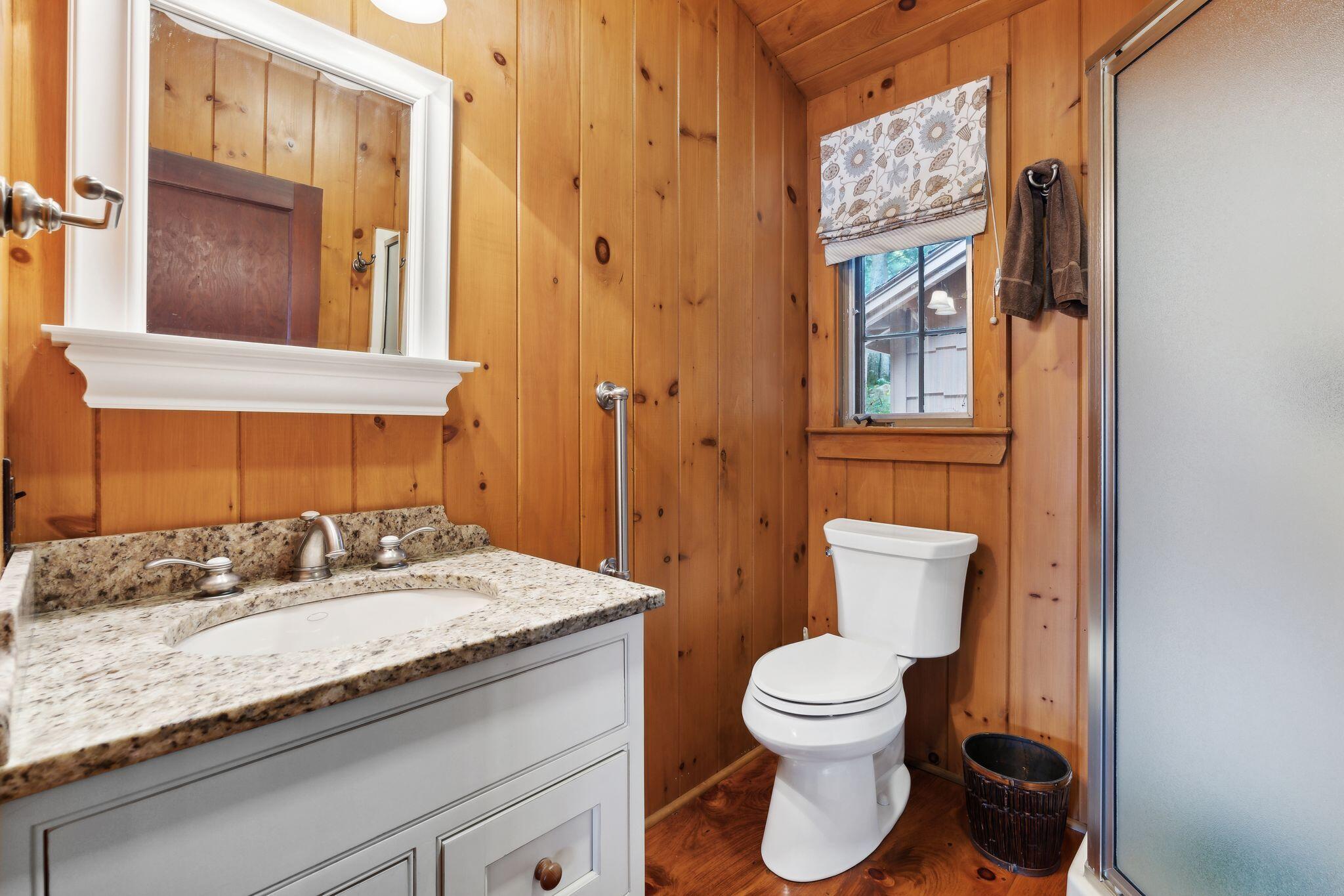 Naples, Maine, 04055, United States, 9 Bedrooms Bedrooms, ,8 BathroomsBathrooms,Residential,Active,1905064