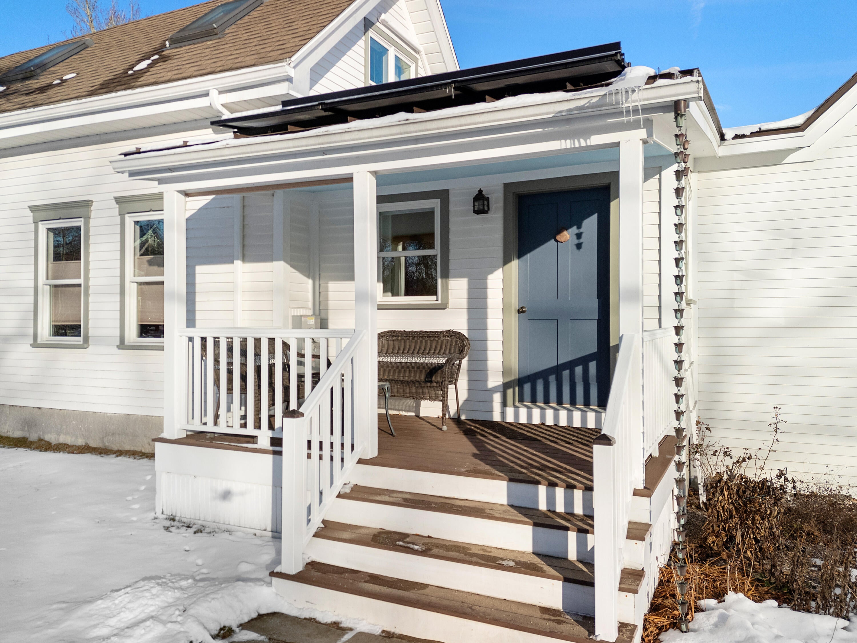 Waldoboro, Maine, 04572, United States, 4 Bedrooms Bedrooms, ,3 BathroomsBathrooms,Residential,Active,2007941