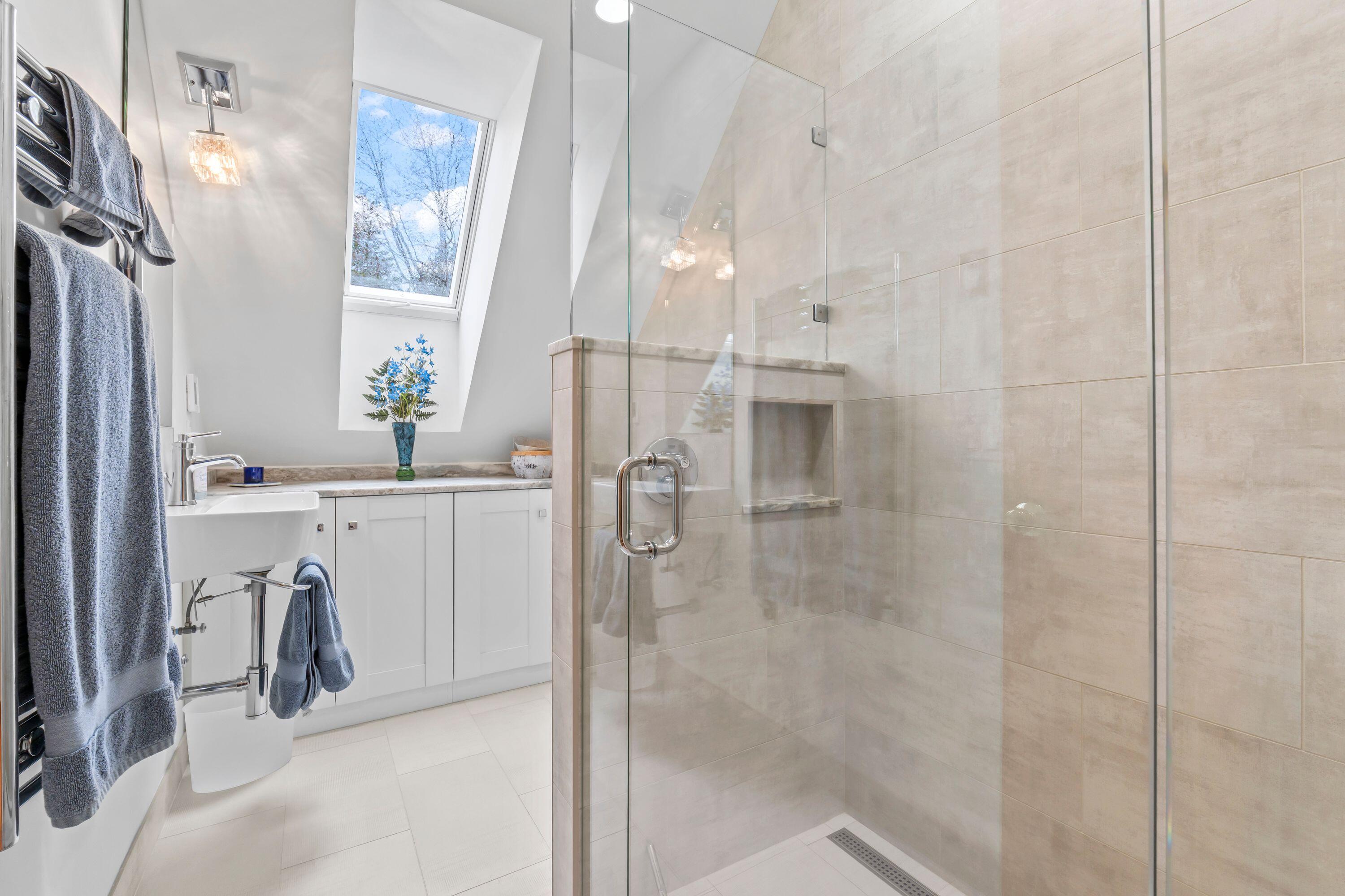 Georgetown, Maine, 04548, United States, 2 Bedrooms Bedrooms, ,3 BathroomsBathrooms,Residential,Active,1798245