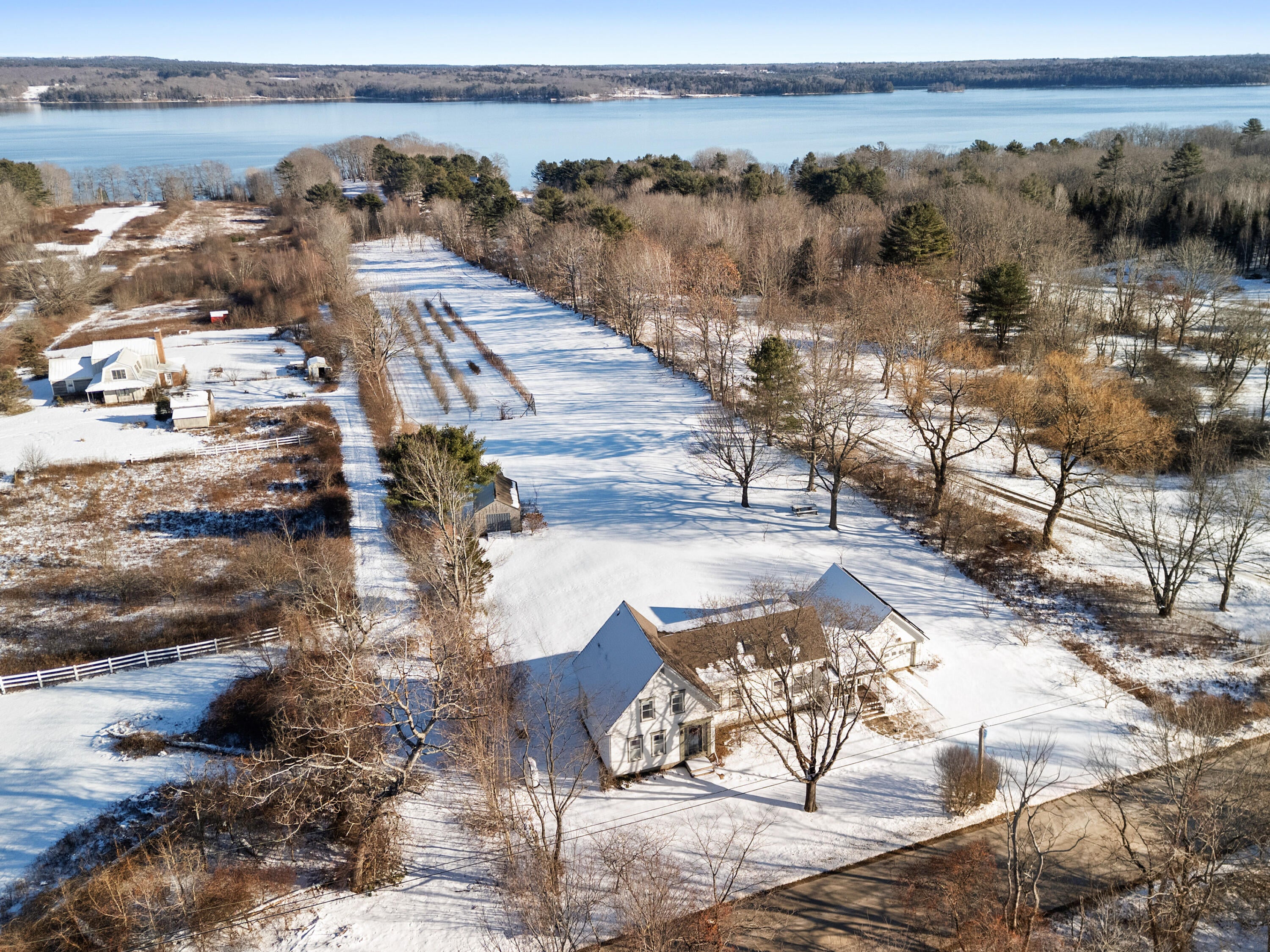 Waldoboro, Maine, 04572, United States, 4 Bedrooms Bedrooms, ,3 BathroomsBathrooms,Residential,Active,2007941
