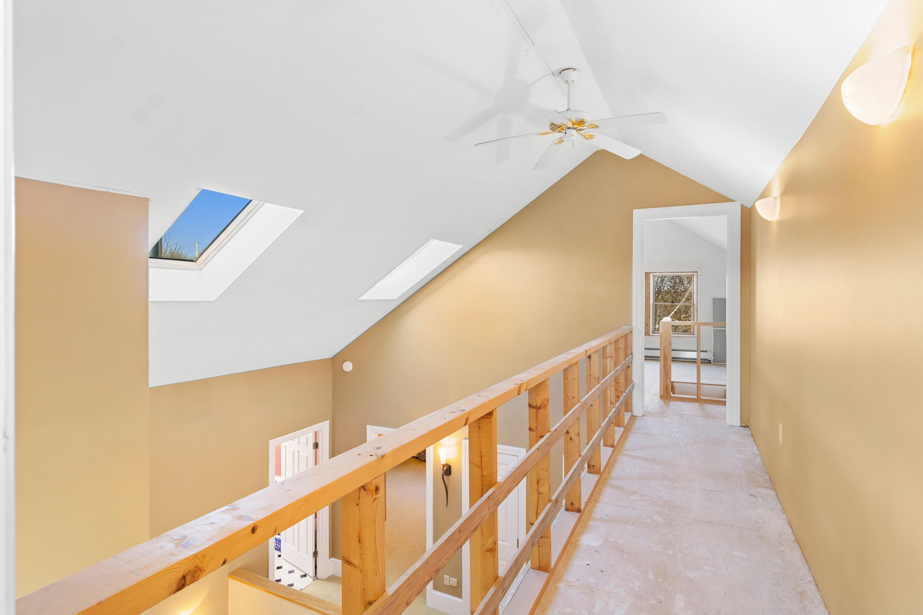 Vinalhaven, Maine, 04863, United States, 4 Bedrooms Bedrooms, ,4 BathroomsBathrooms,Residential,Active,1997886