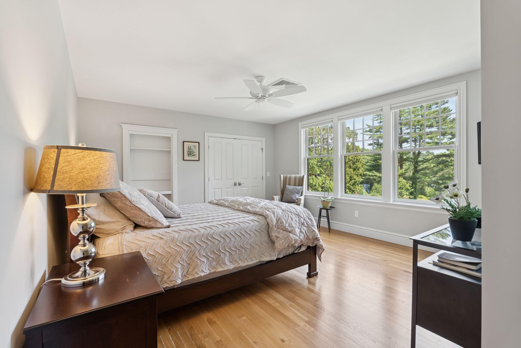 Falmouth, Maine, 04105, United States, 5 Bedrooms Bedrooms, ,6 BathroomsBathrooms,Residential,Active,1952276