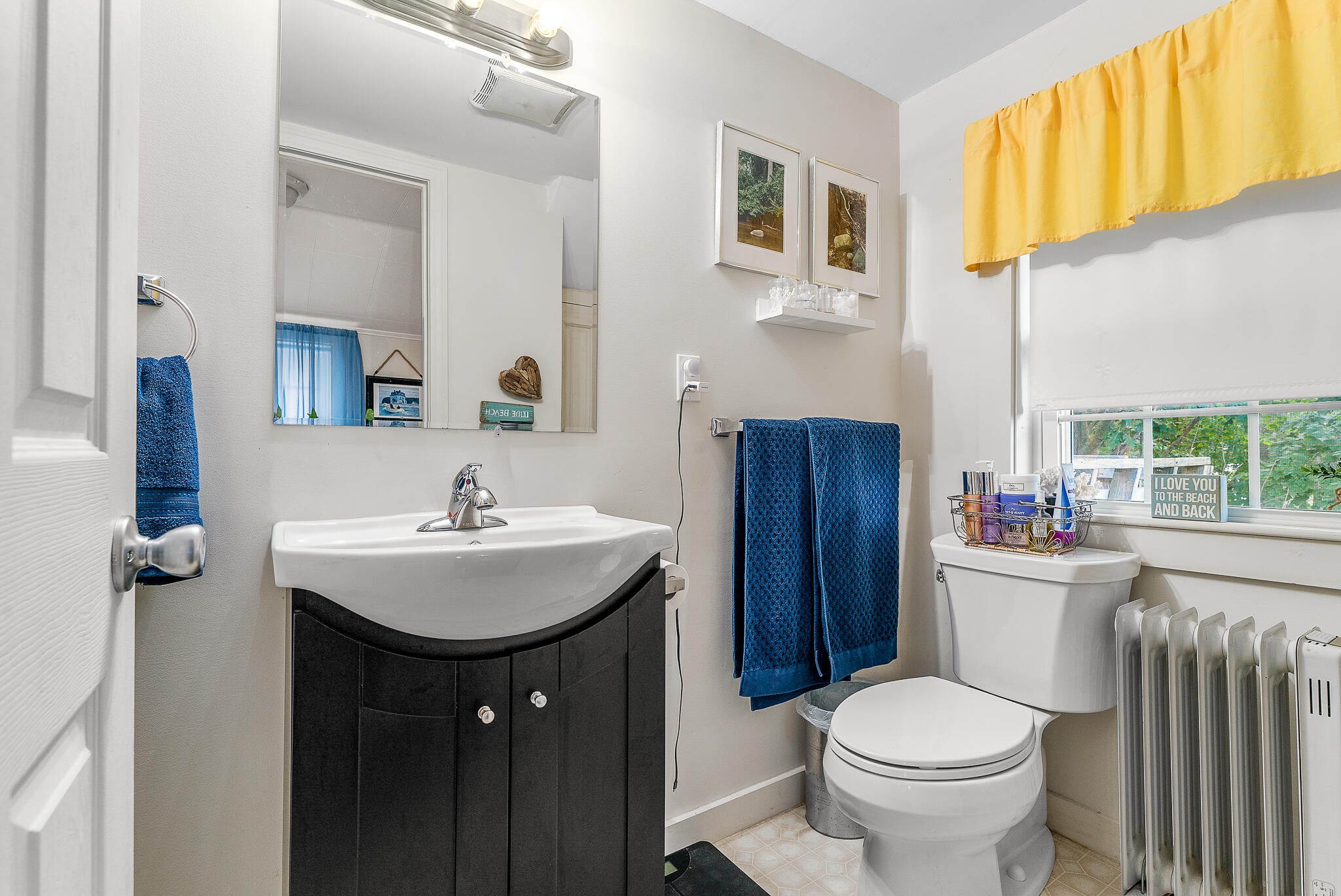 Ogunquit, Maine, 03907, United States, 1 Bedroom Bedrooms, ,2 BathroomsBathrooms,Residential,Active,1933864