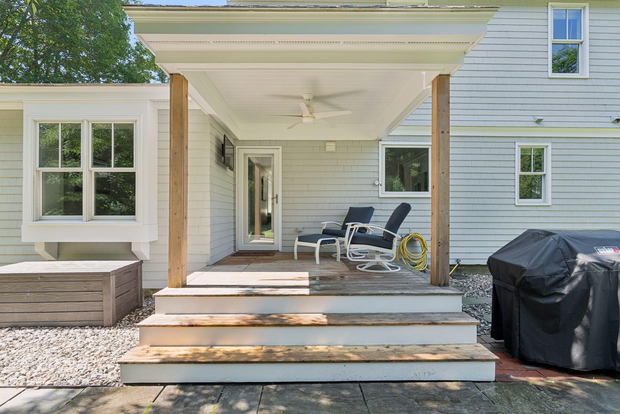 Falmouth, Maine, 04105, United States, 4 Bedrooms Bedrooms, ,3 BathroomsBathrooms,Residential,Pending,1903217