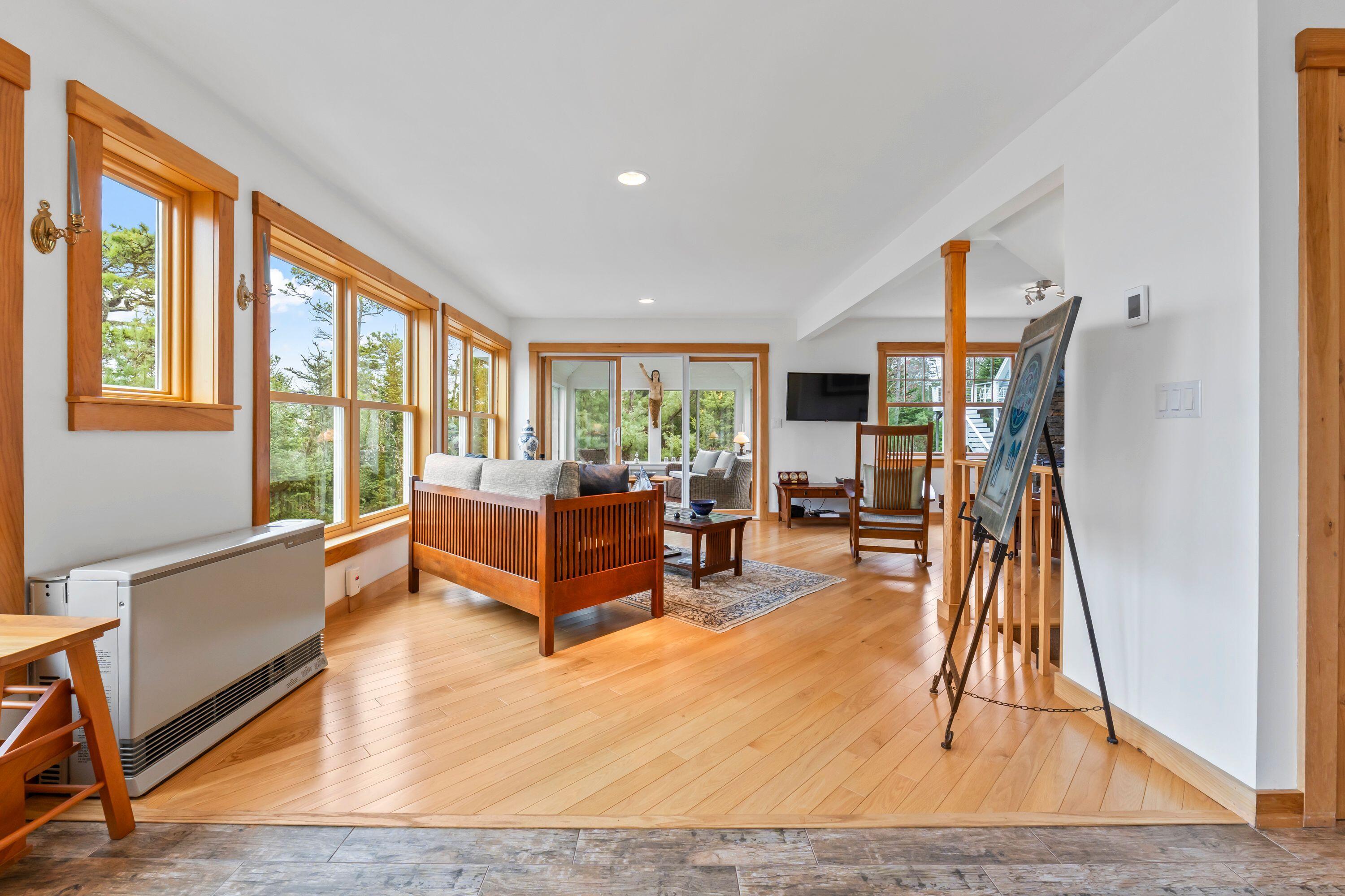 Georgetown, Maine, 04548, United States, 2 Bedrooms Bedrooms, ,3 BathroomsBathrooms,Residential,Active,1798245