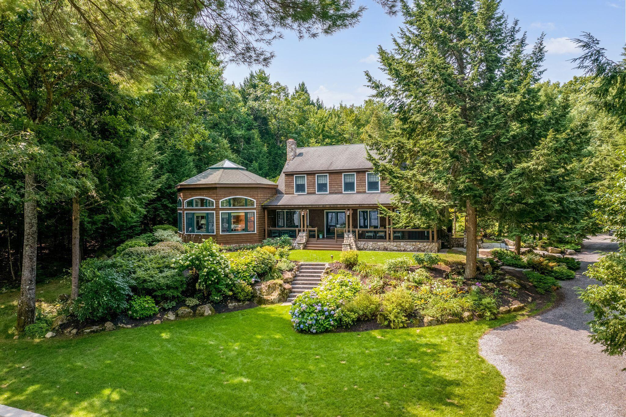 Naples, Maine, 04055, United States, 9 Bedrooms Bedrooms, ,8 BathroomsBathrooms,Residential,Active,1905064