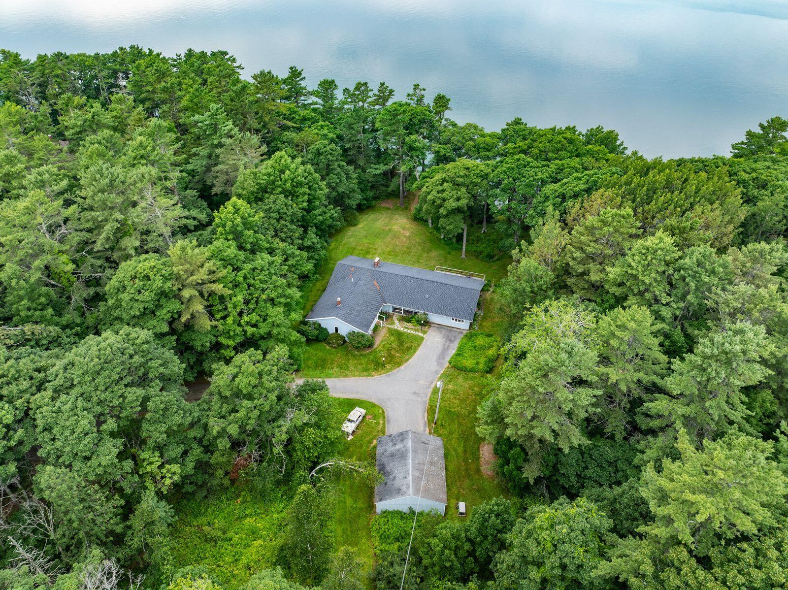 Brunswick, Maine, 04011, United States, 4 Bedrooms Bedrooms, ,3 BathroomsBathrooms,Residential,Active,1900497