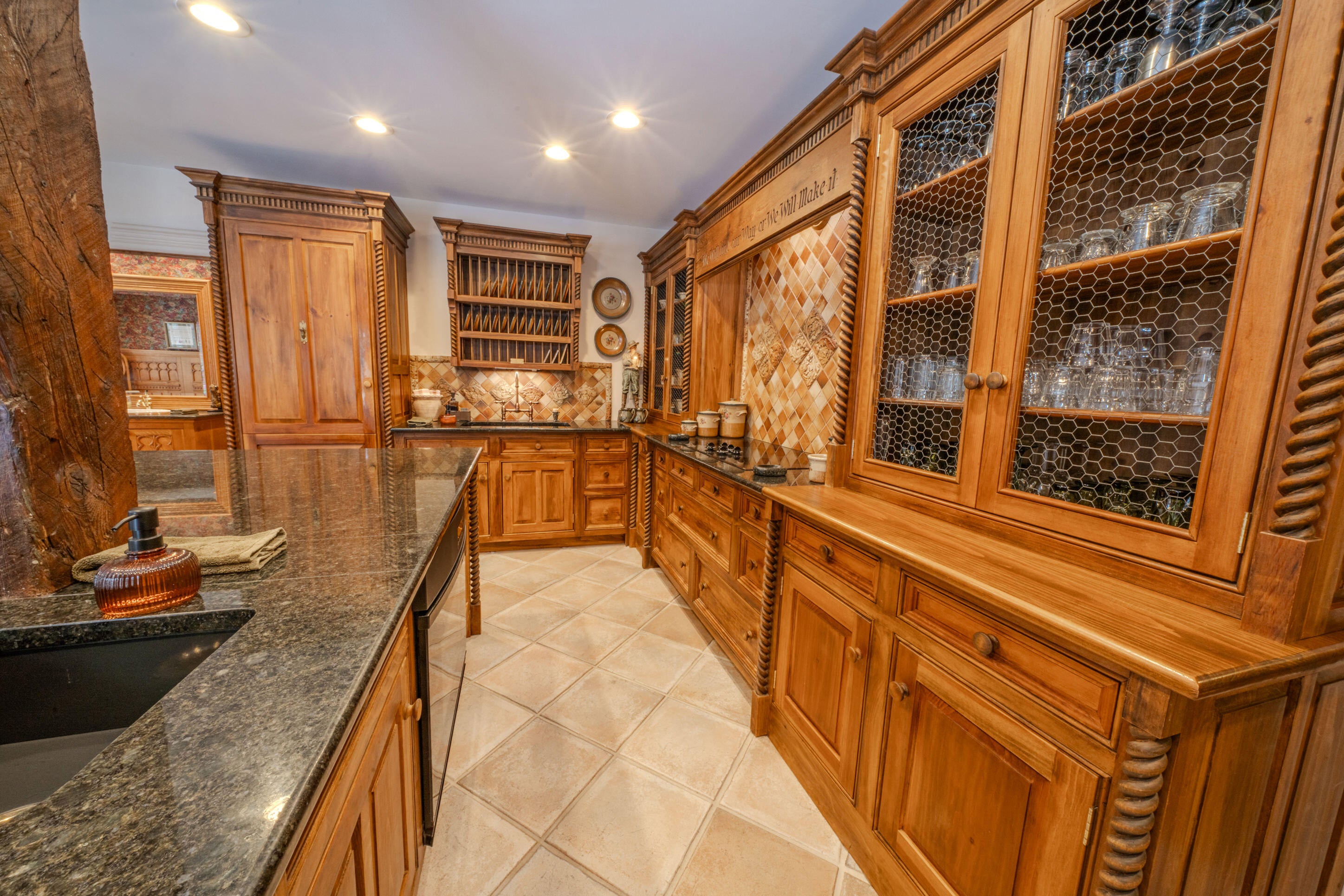Belfast, Maine, 04915, United States, ,2 BathroomsBathrooms,Residential,Active,1762819
