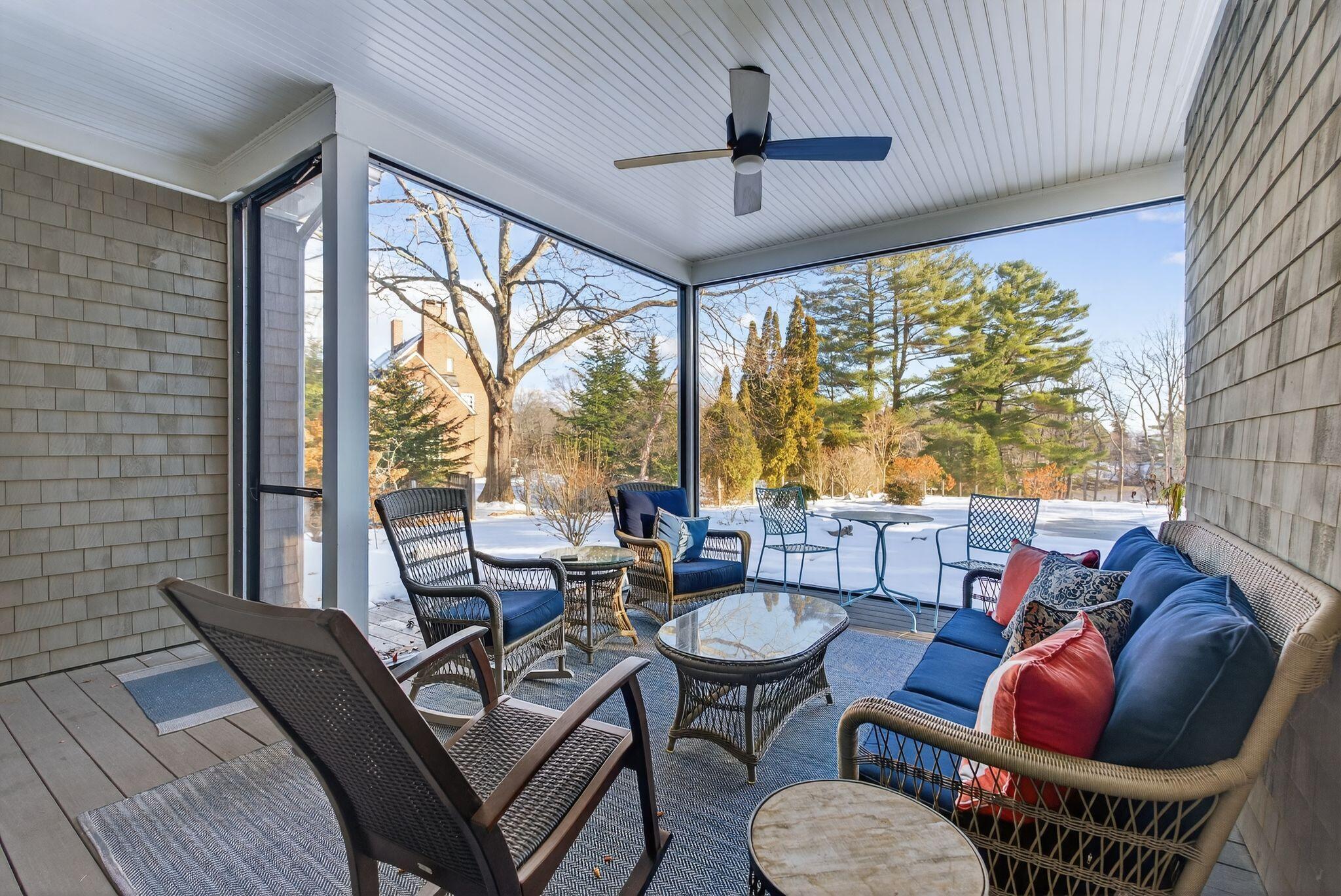 Falmouth, Maine, 04105, United States, 5 Bedrooms Bedrooms, ,6 BathroomsBathrooms,Residential,Active,1952276