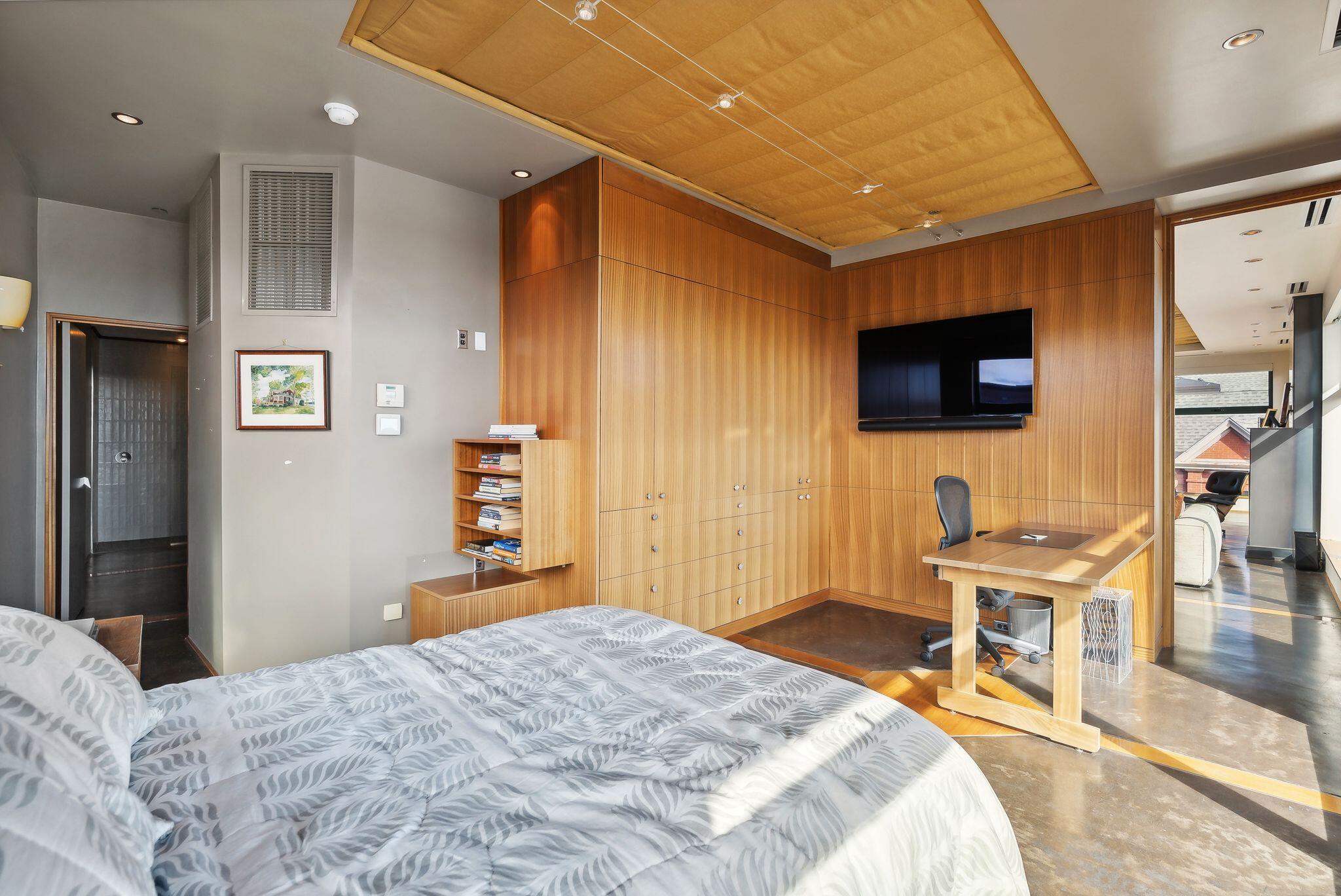 Portland, Maine, 04101, United States, 2 Bedrooms Bedrooms, ,3 BathroomsBathrooms,Residential,Active,1839414