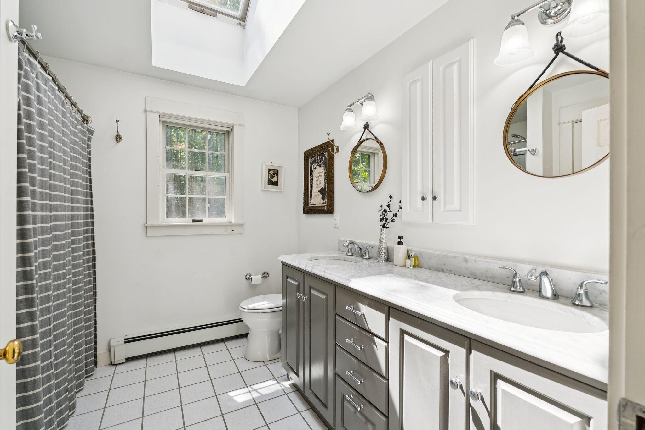 Cumberland, Maine, 04110, United States, 4 Bedrooms Bedrooms, ,4 BathroomsBathrooms,Residential,Active,1945069