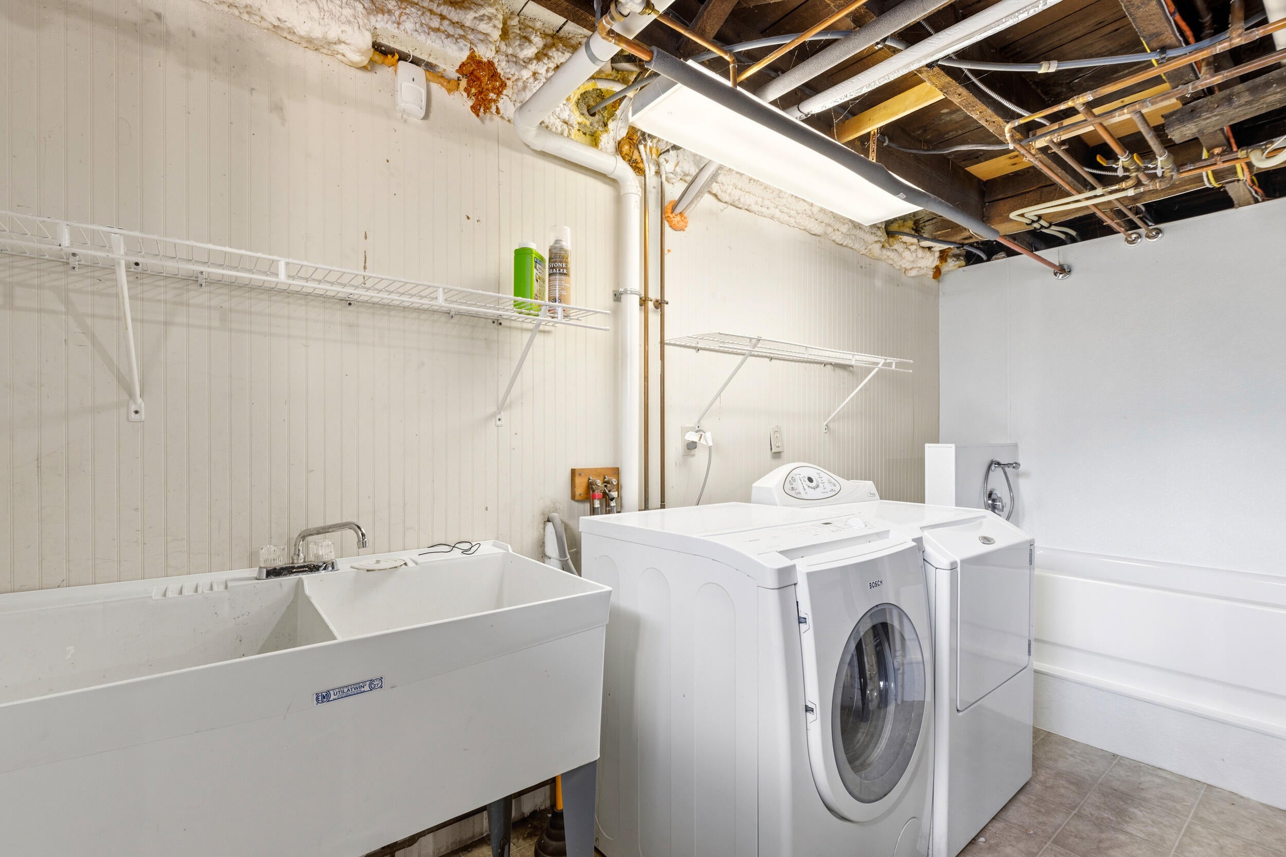 Portland, Maine, 04103, United States, 4 Bedrooms Bedrooms, ,3 BathroomsBathrooms,Residential,Active,2040217