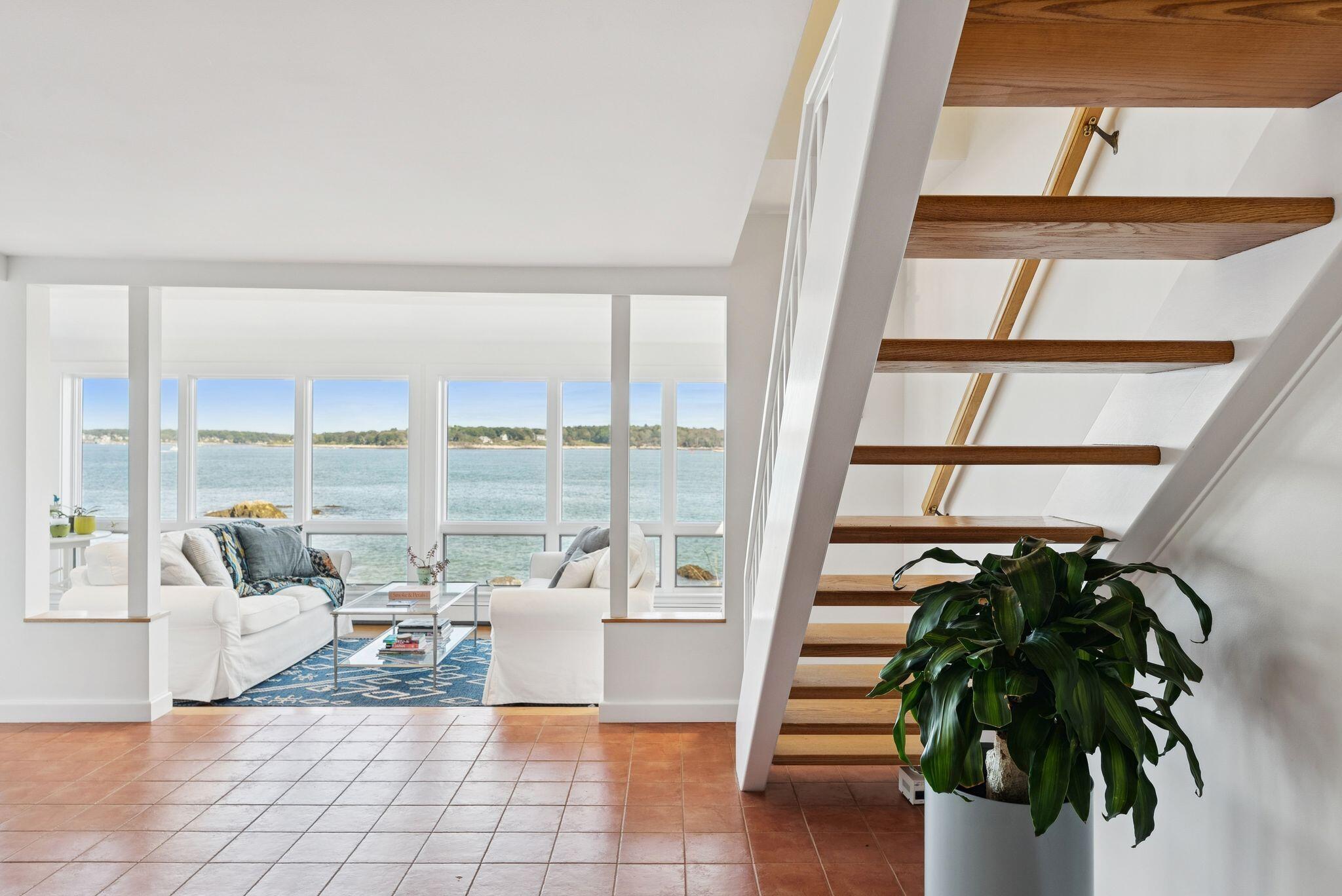 South Portland, Maine, 04106, United States, 3 Bedrooms Bedrooms, ,2 BathroomsBathrooms,Residential,Active,1951791