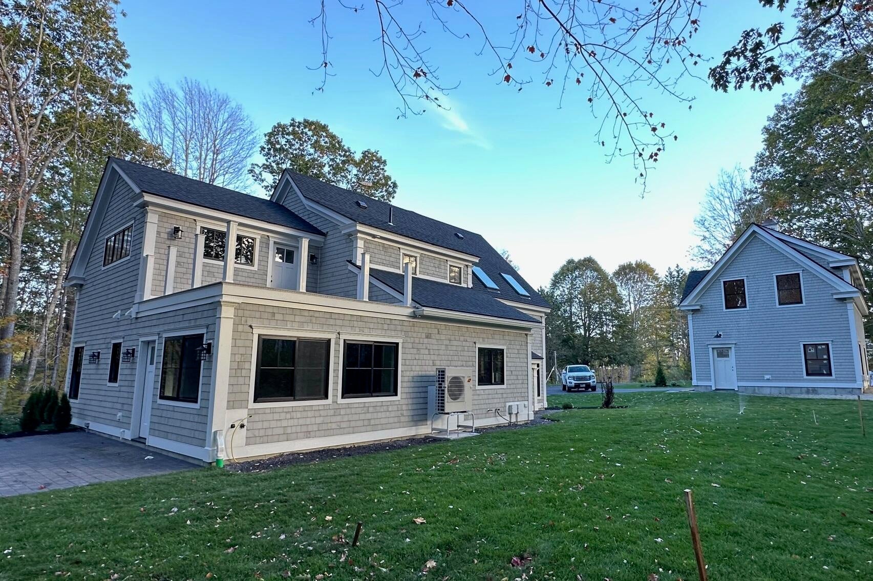 Kennebunkport, Maine, 04046, United States, 4 Bedrooms Bedrooms, ,4 BathroomsBathrooms,Residential,Active,1968434